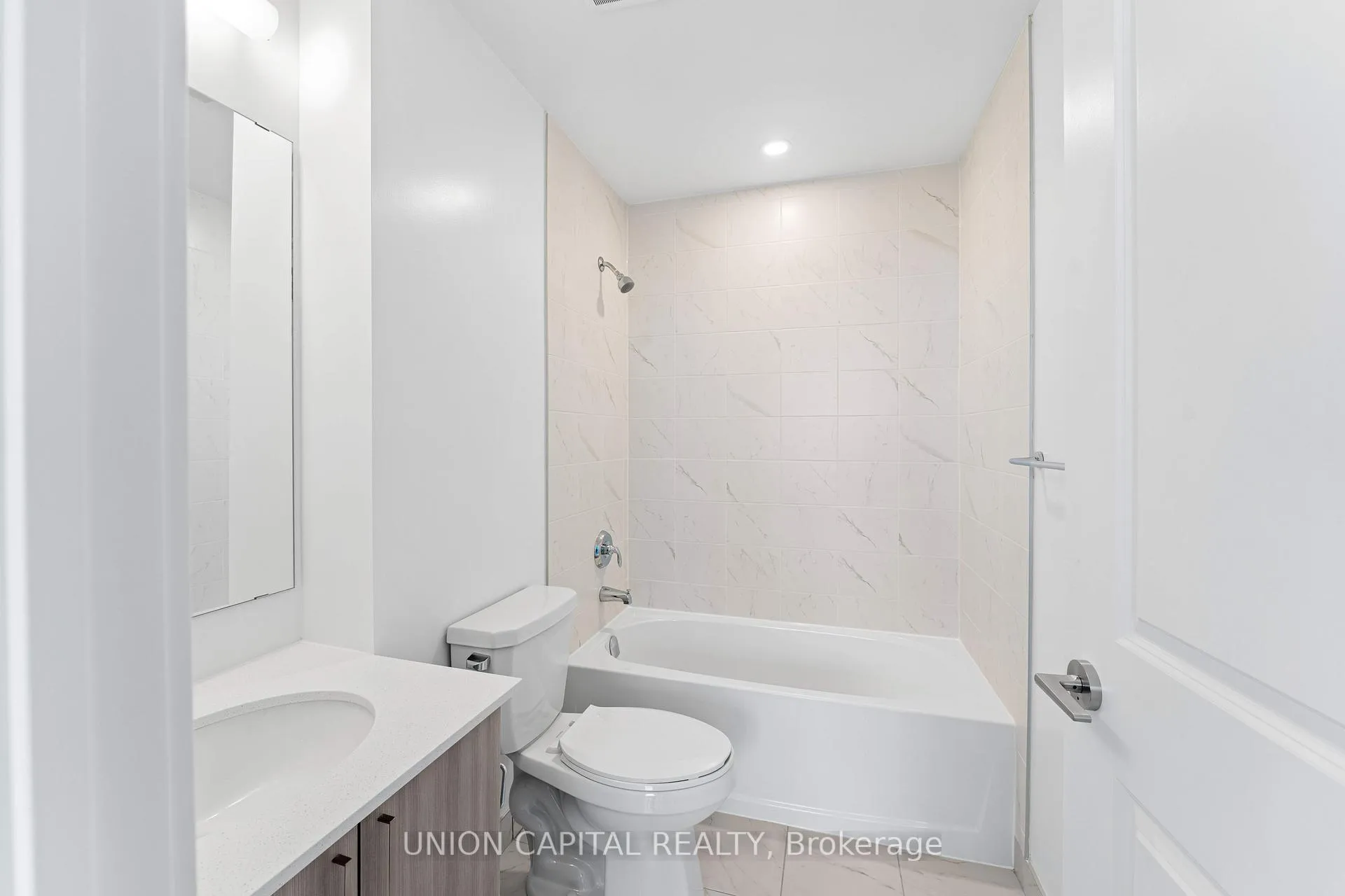 Photo 15 of Unit 2303, 1455 Celebration Drive, Pickering, Bay Ridges — HOMEH