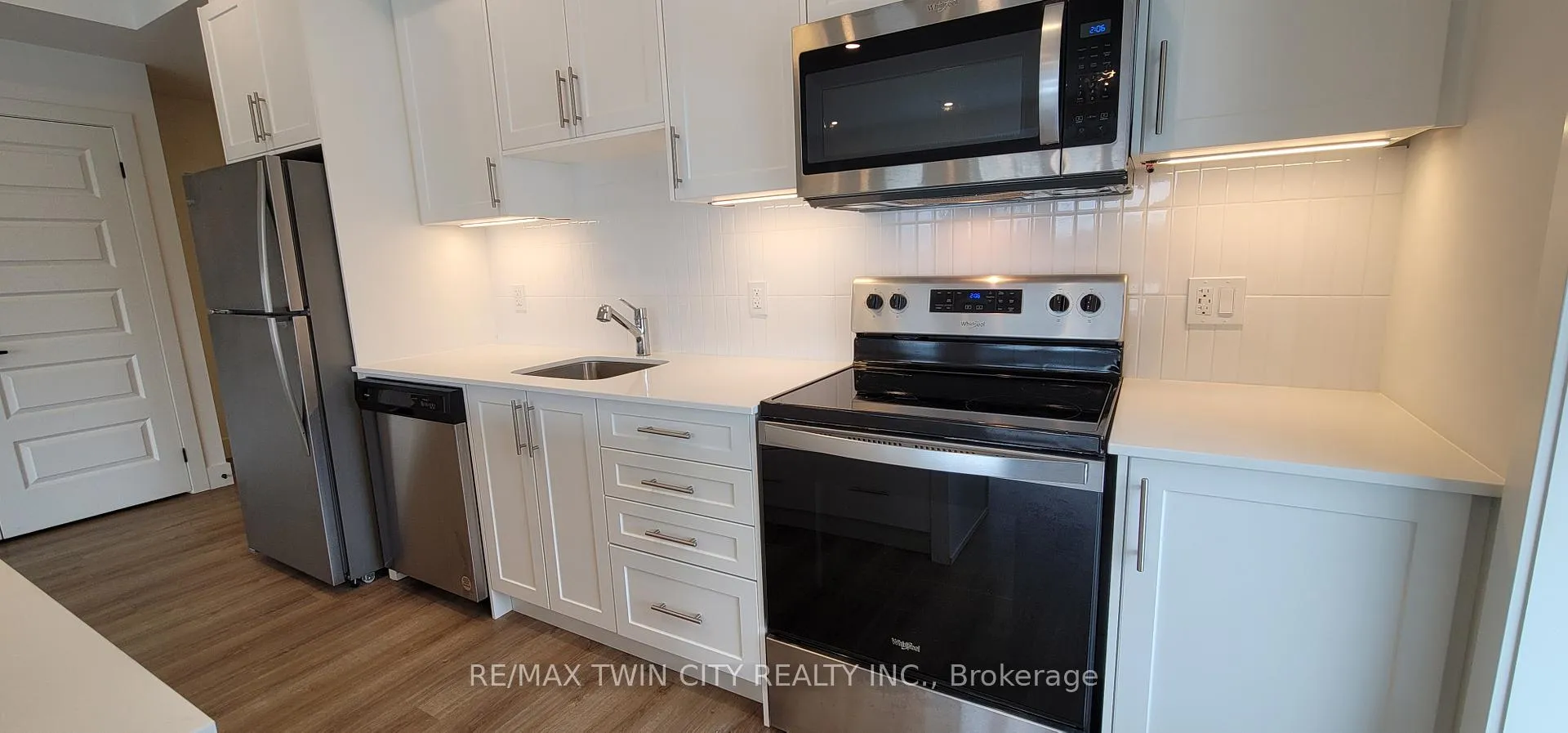 Photo 10 of Unit 406, 1201 Lackner Place, Kitchener — HOMEH