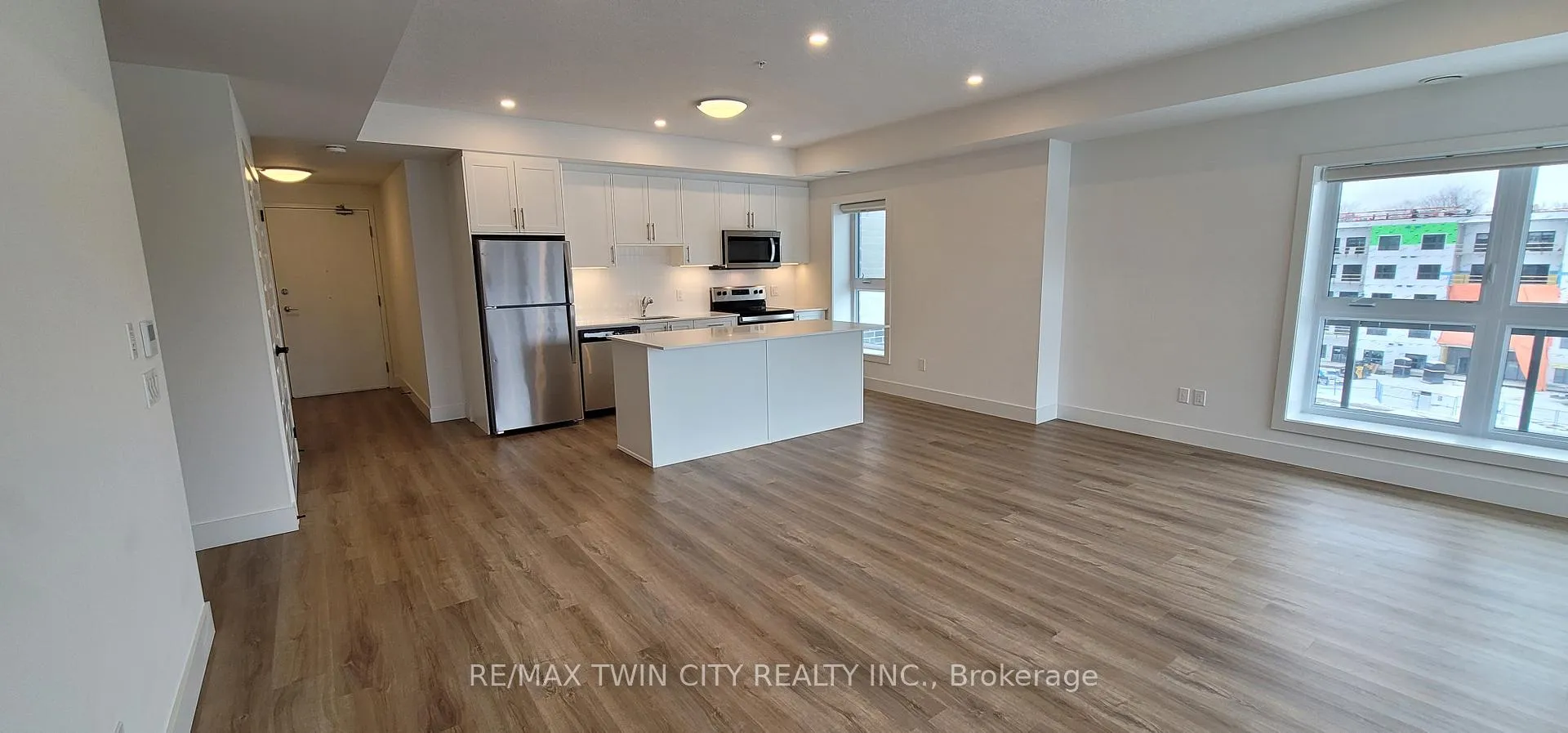 Photo 11 of Unit 406, 1201 Lackner Place, Kitchener — HOMEH