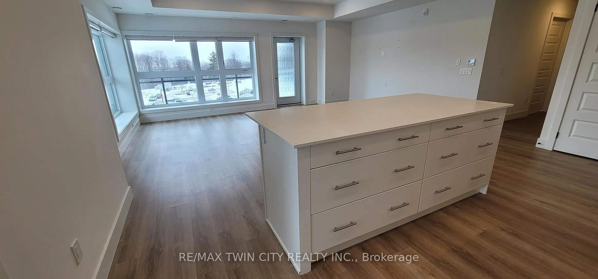 Photo 14 of Unit 406, 1201 Lackner Place, Kitchener — HOMEH
