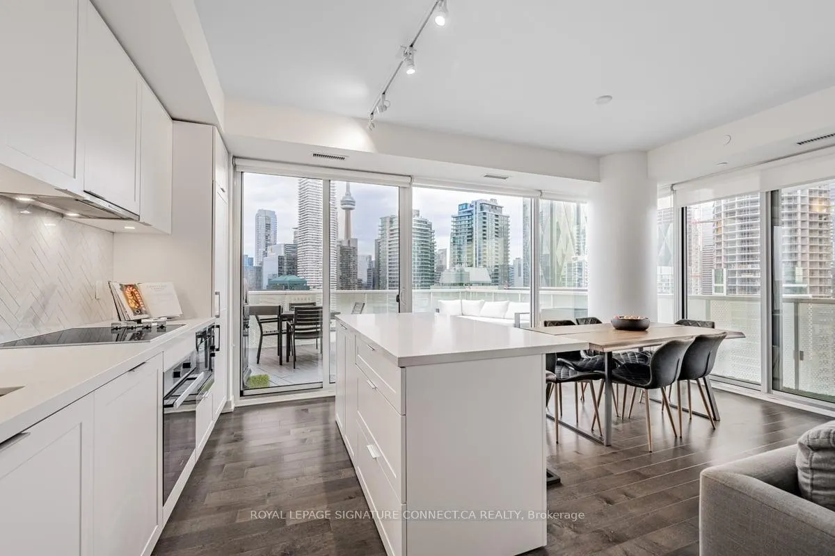 Photo 2 of Unit 3405, 15 Queens Quay E, Toronto, Waterfront Communities — HOMEH