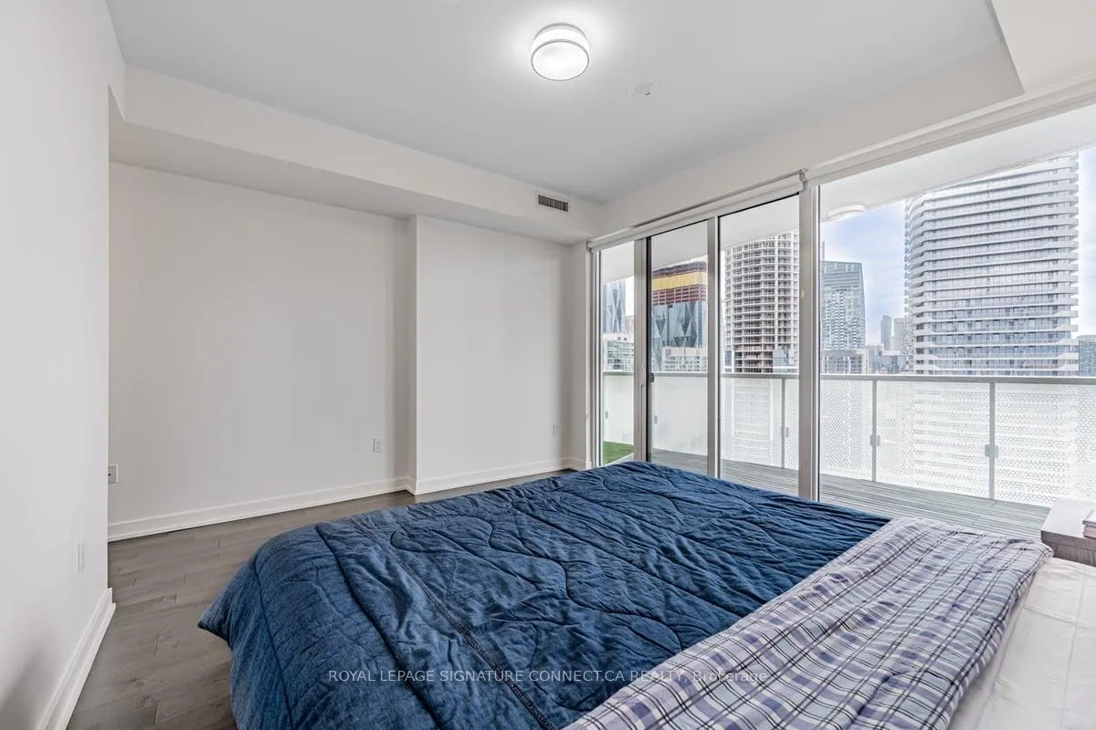 Photo 14 of Unit 3405, 15 Queens Quay E, Toronto, Waterfront Communities — HOMEH