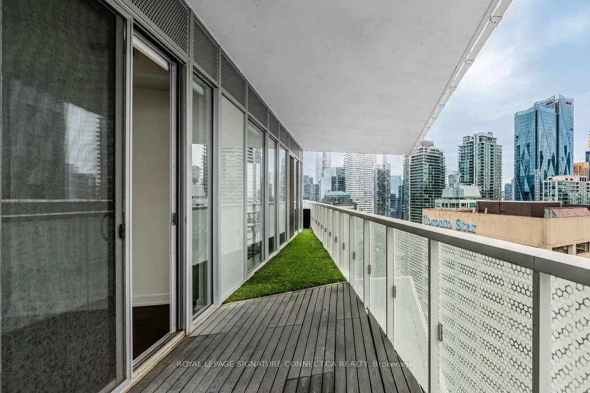 Photo 31 of Unit 3405, 15 Queens Quay E, Toronto, Waterfront Communities — HOMEH