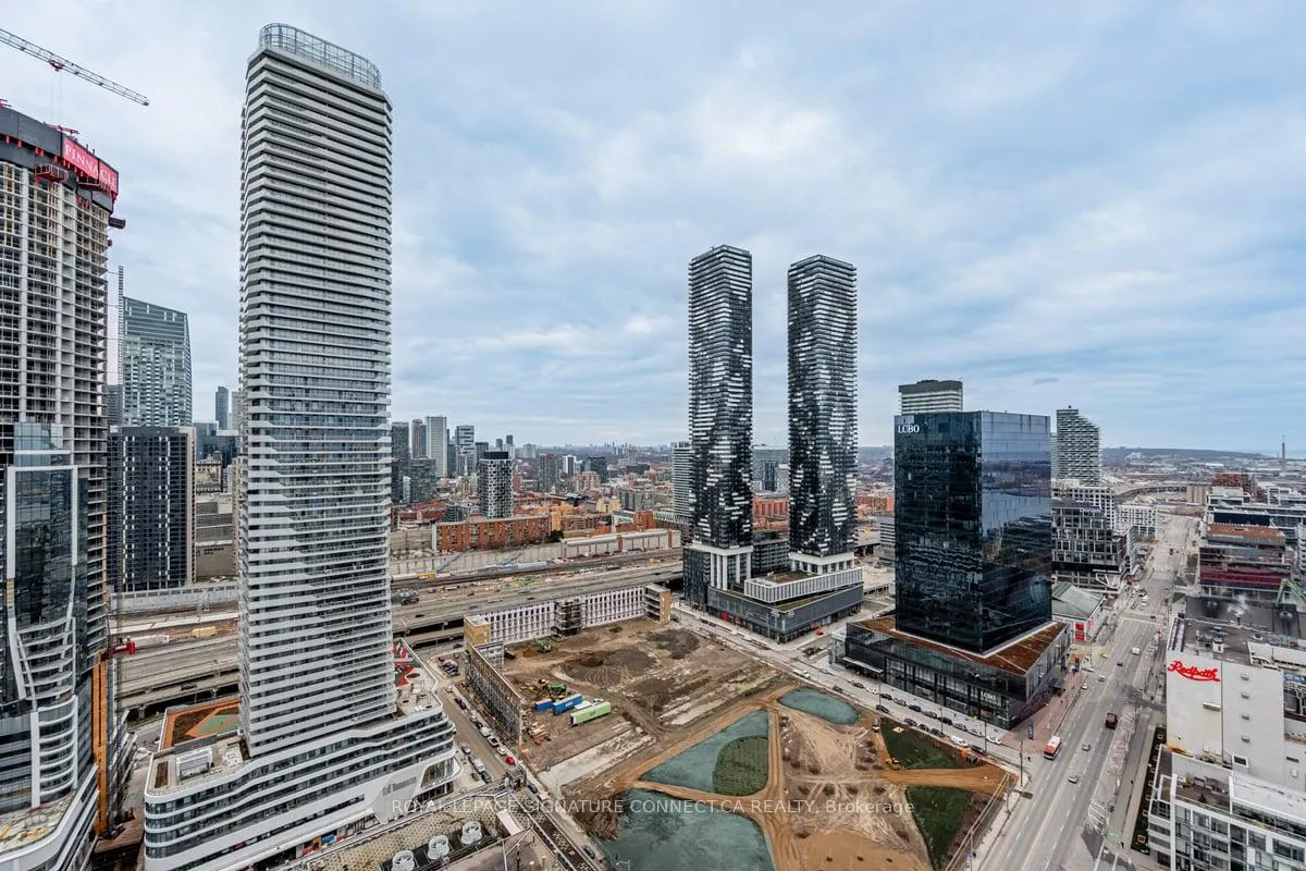 Photo 32 of Unit 3405, 15 Queens Quay E, Toronto, Waterfront Communities — HOMEH