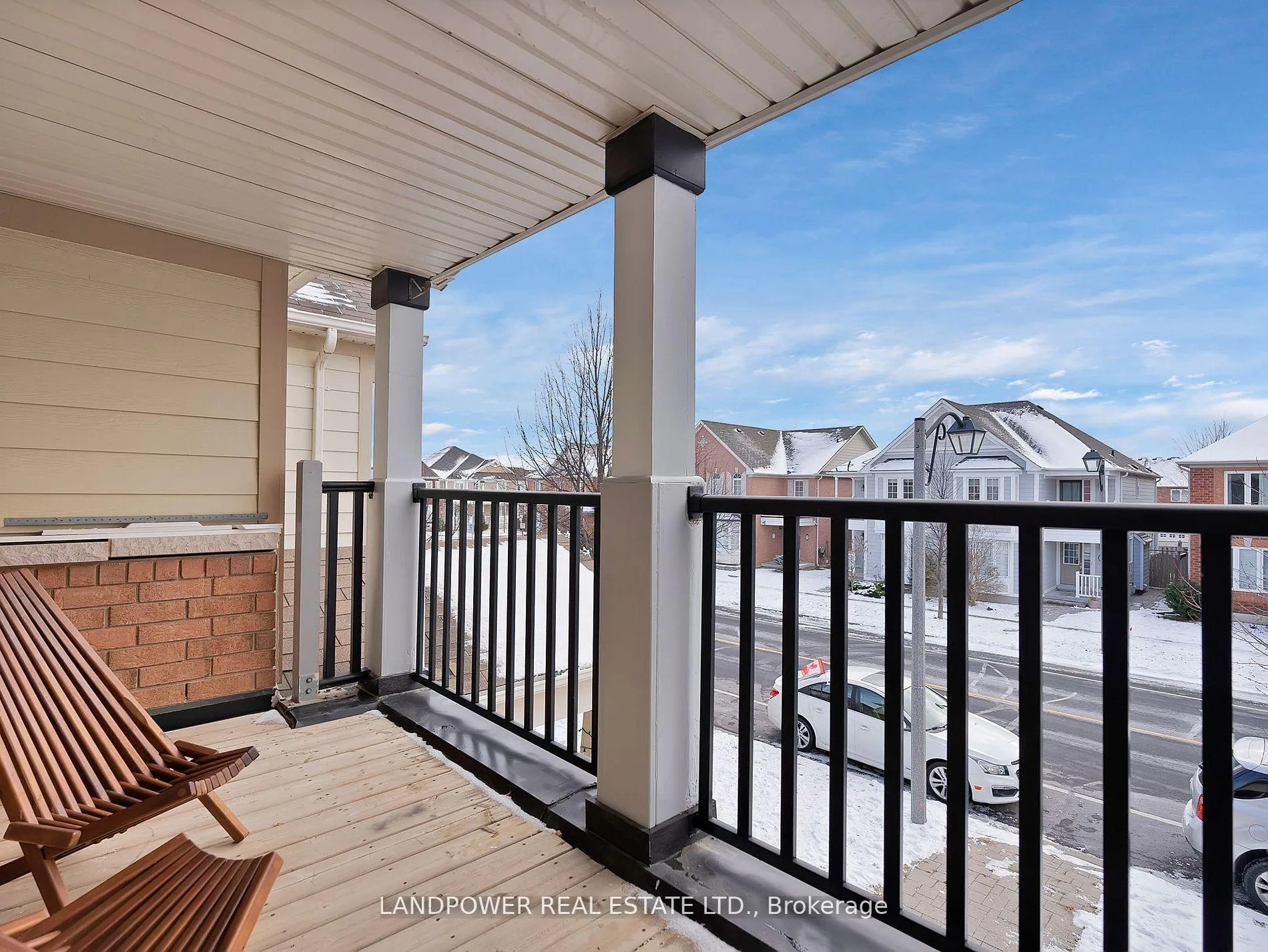 Photo 5 of 242 White's Hill Avenue, Markham, Cornell — HOMEH