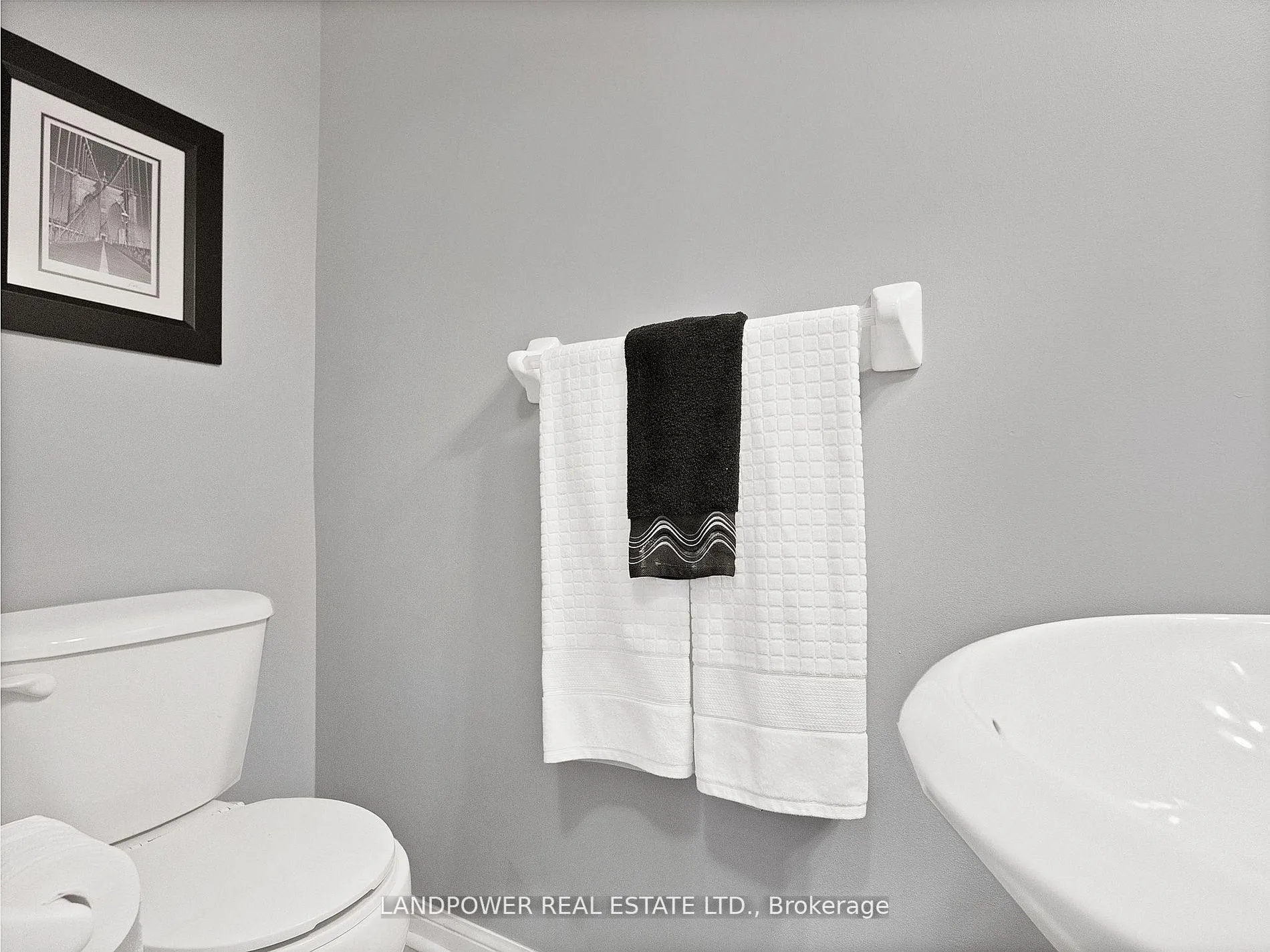Photo 28 of 242 White's Hill Avenue, Markham, Cornell — HOMEH
