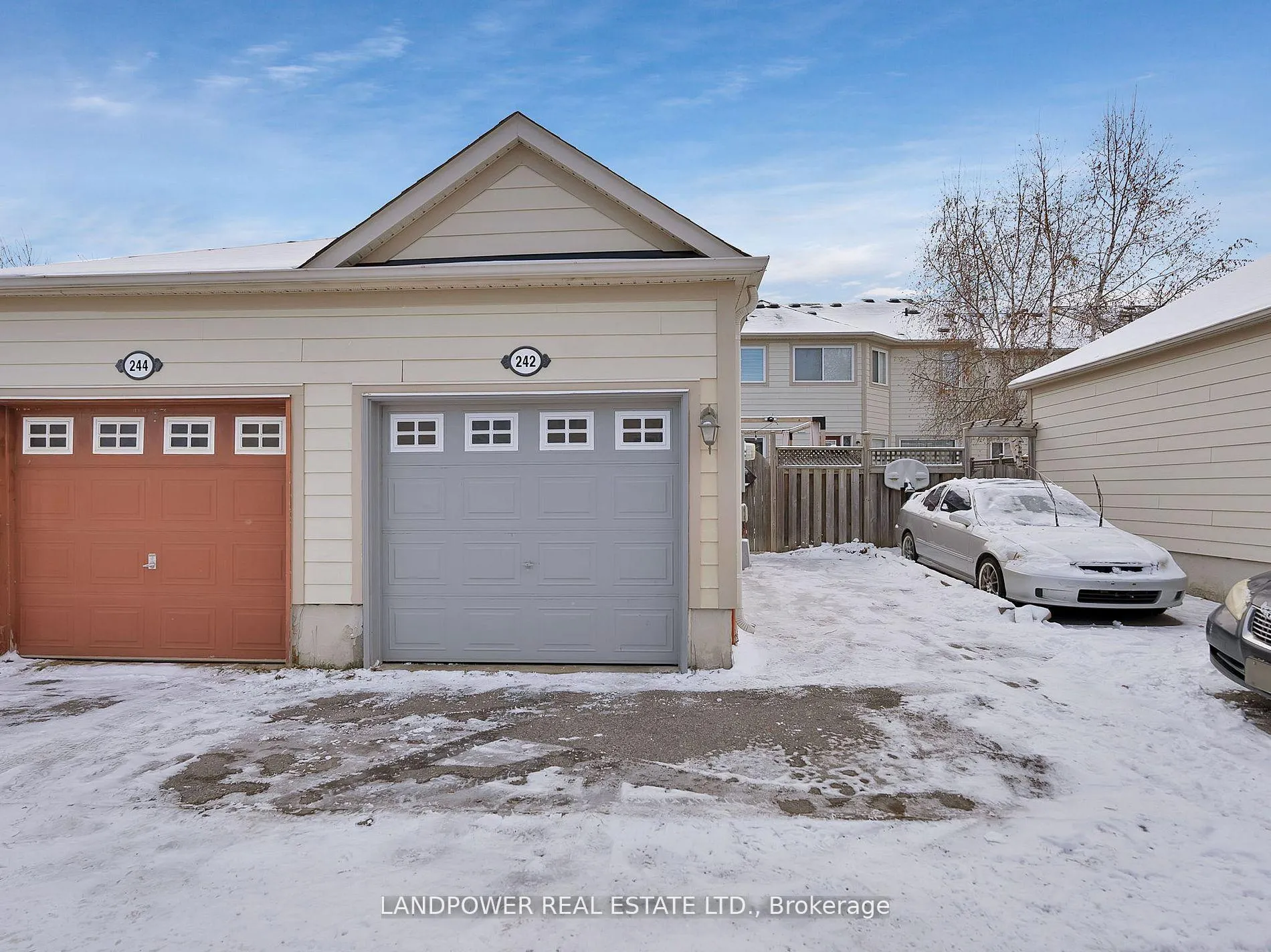 Photo 32 of 242 White's Hill Avenue, Markham, Cornell — HOMEH