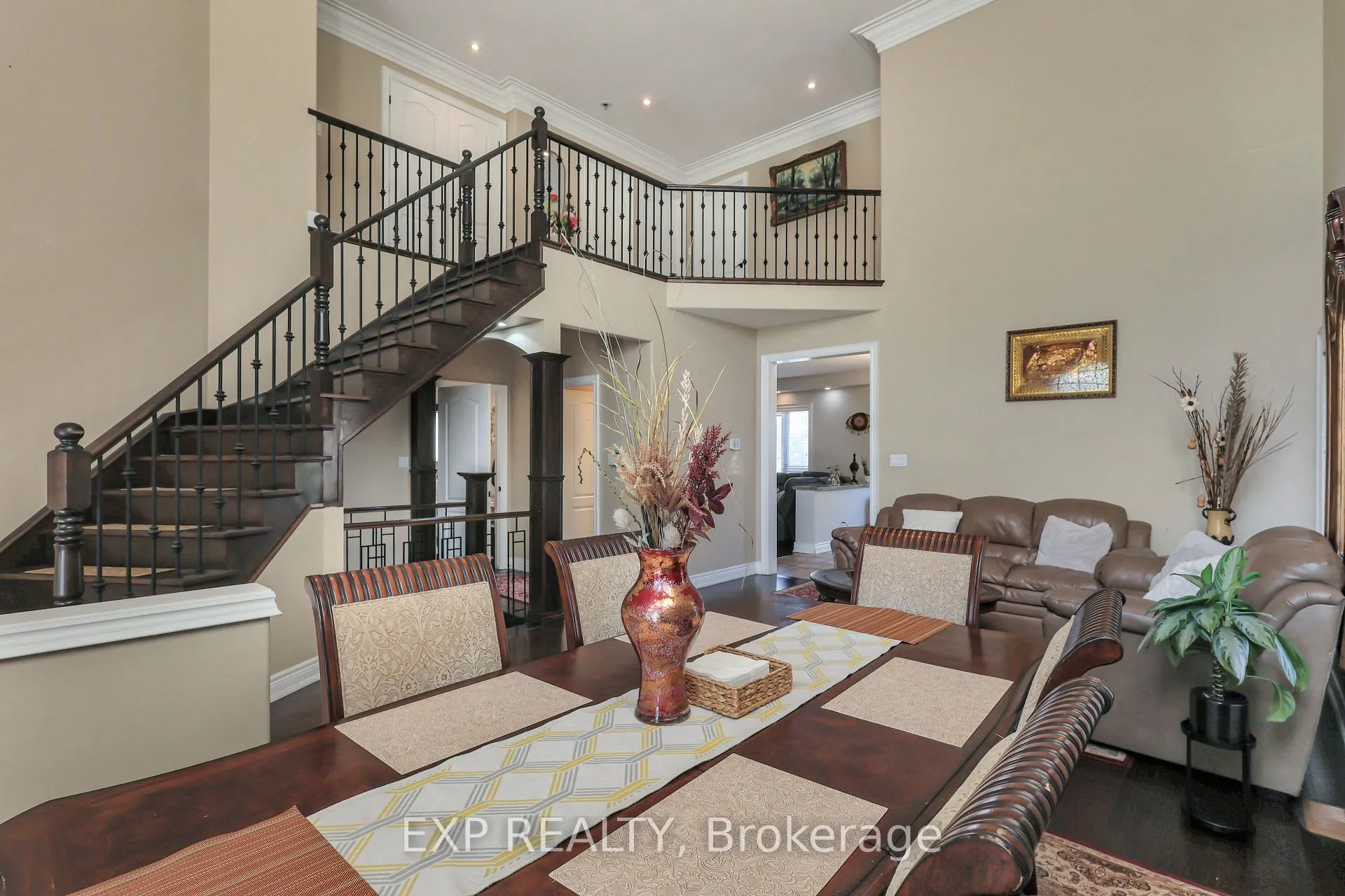 Photo 5 of 254 Rymal Road W, Hamilton, Sheldon — HOMEH