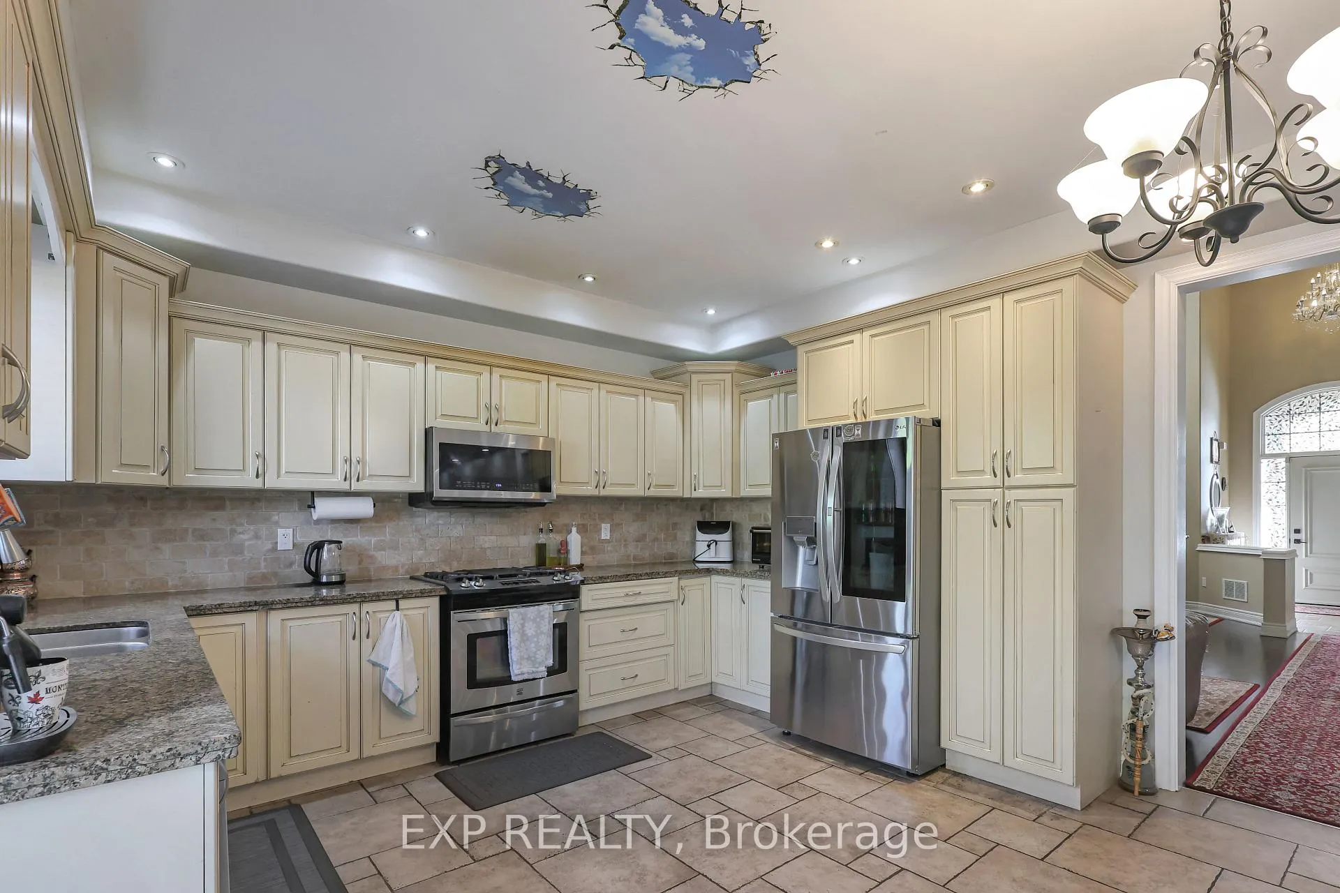 Photo 7 of 254 Rymal Road W, Hamilton, Sheldon — HOMEH