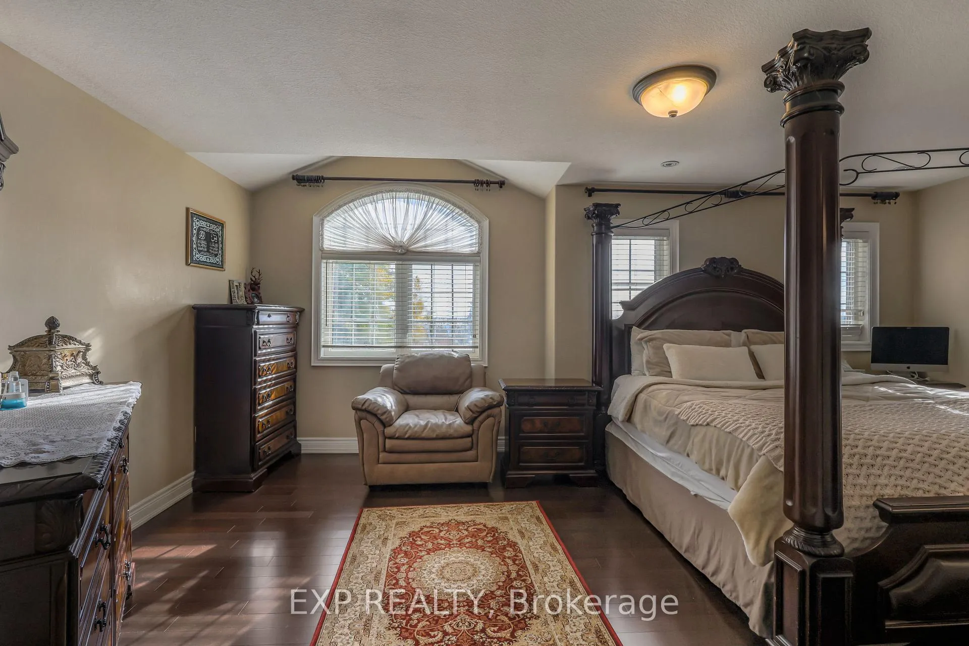 Photo 12 of 254 Rymal Road W, Hamilton, Sheldon — HOMEH