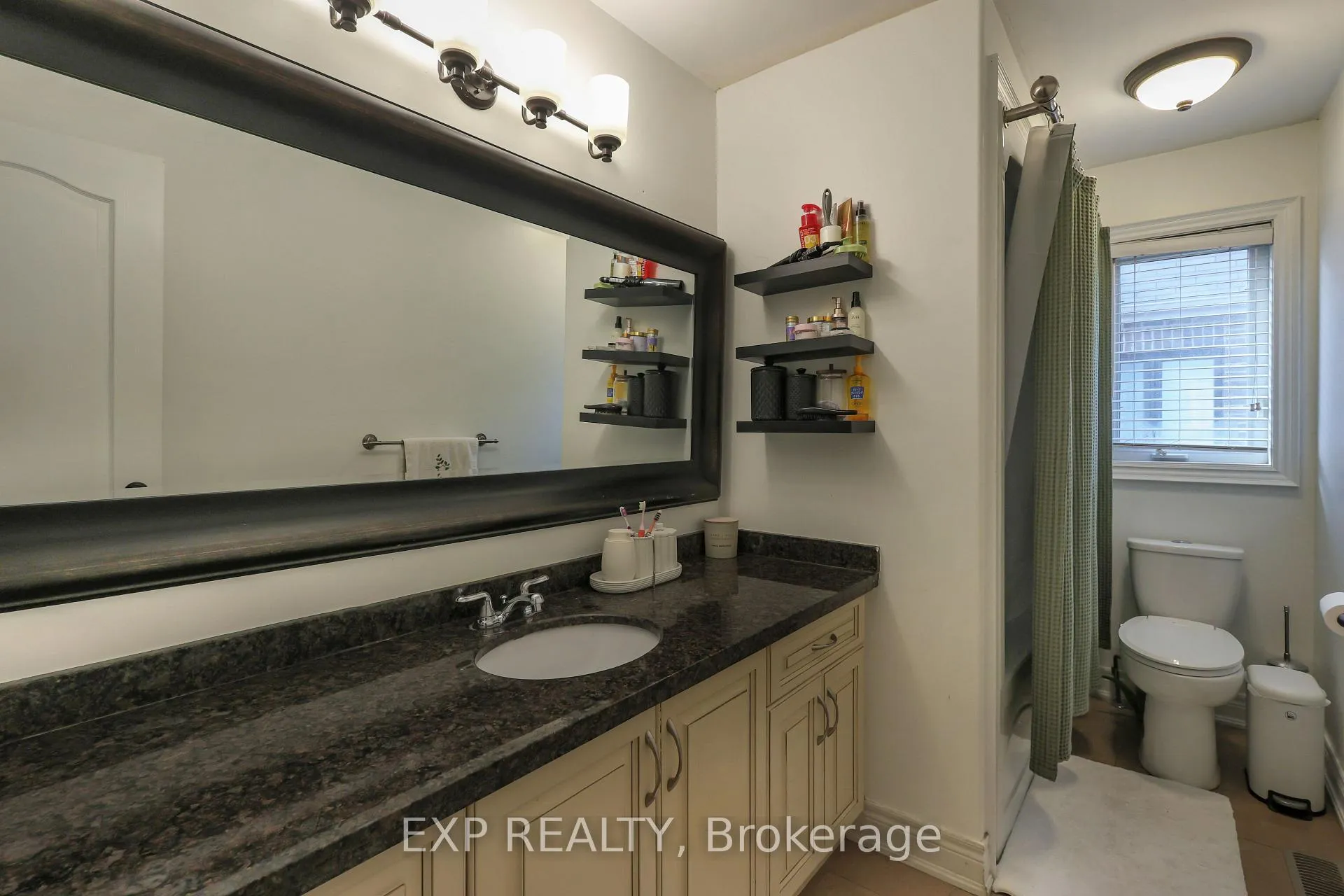 Photo 18 of 254 Rymal Road W, Hamilton, Sheldon — HOMEH