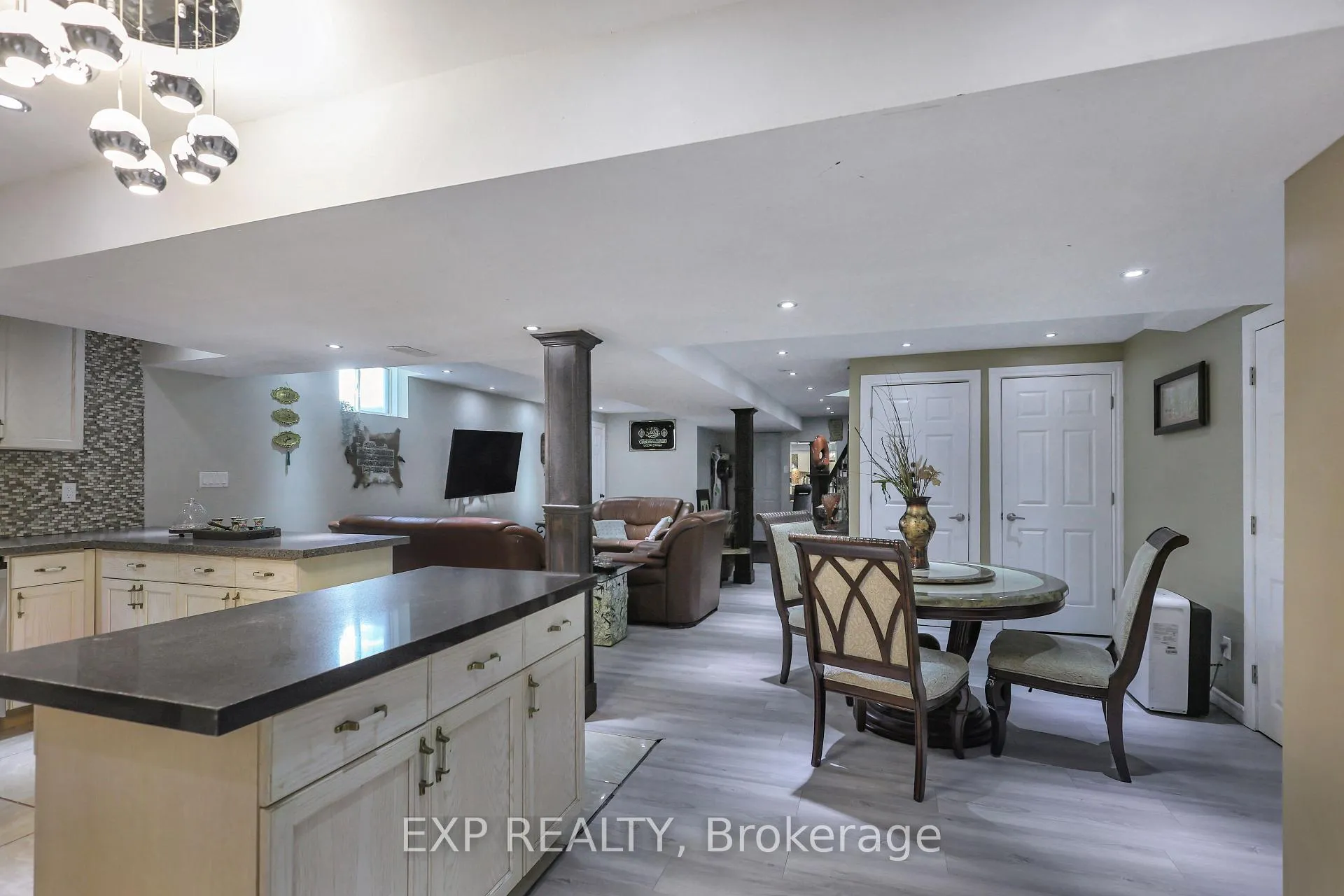 Photo 26 of 254 Rymal Road W, Hamilton, Sheldon — HOMEH