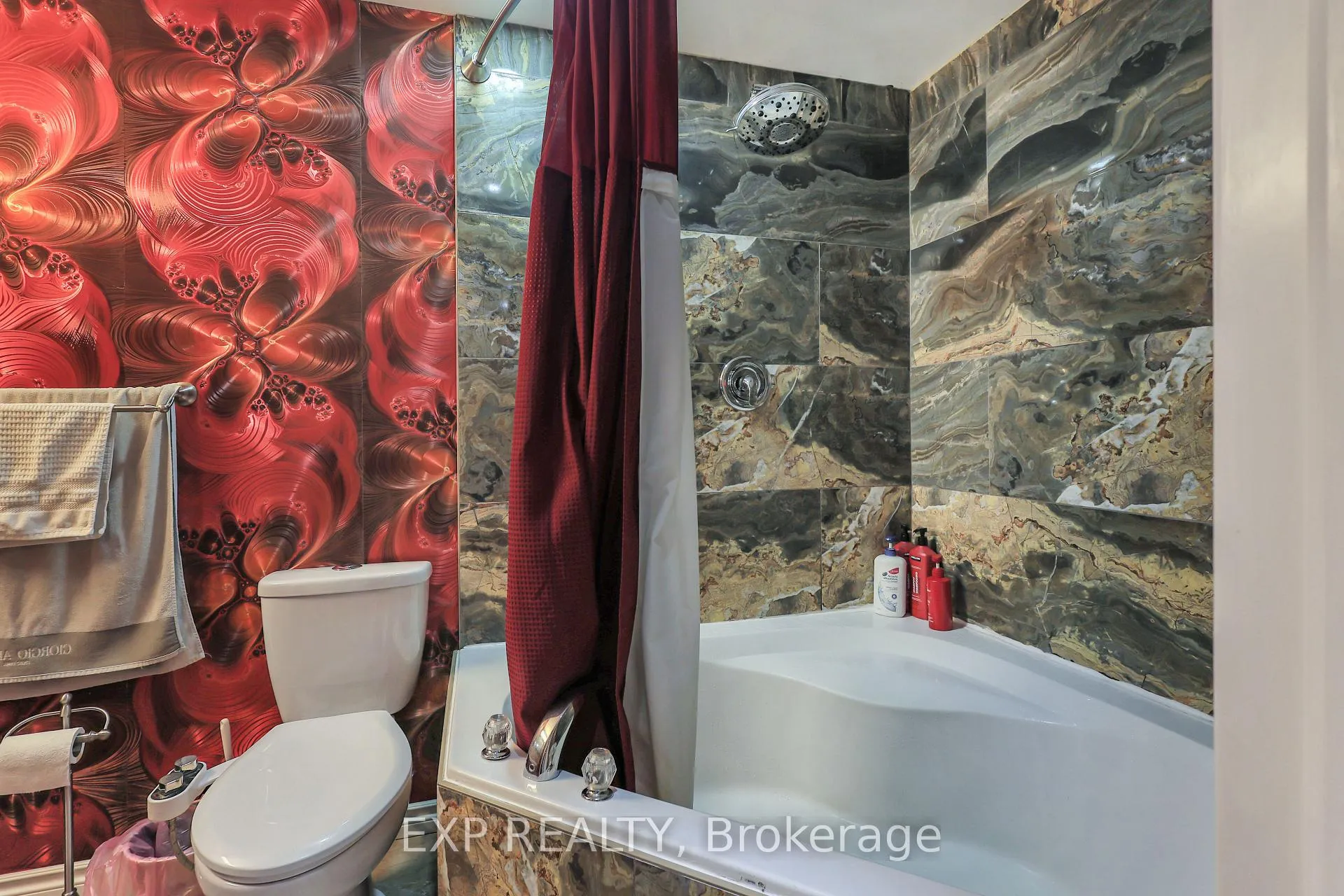 Photo 31 of 254 Rymal Road W, Hamilton, Sheldon — HOMEH