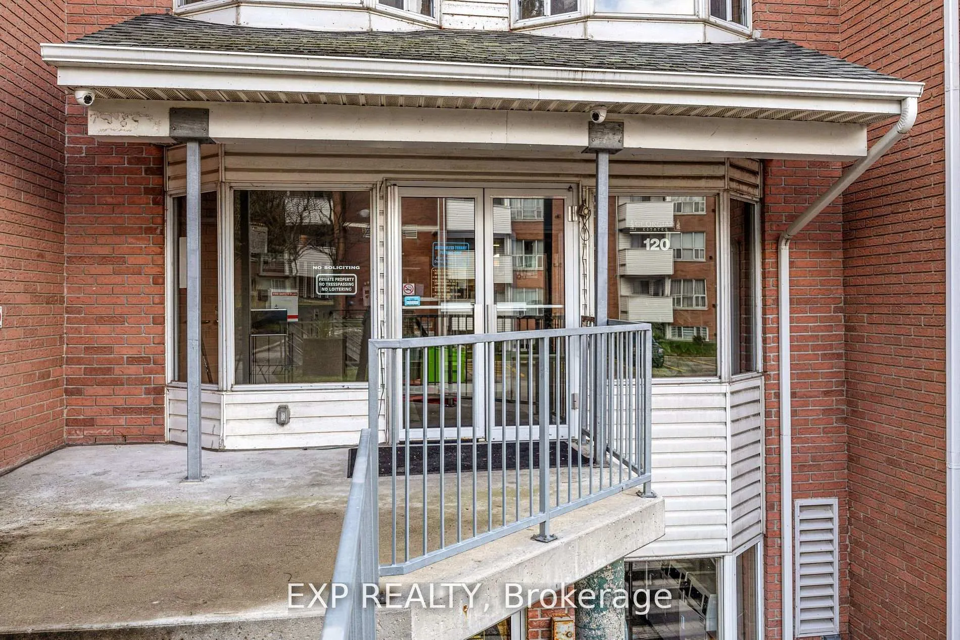 Photo 3 of Unit B07, 120 Bell Farm Road, Barrie, Alliance — HOMEH