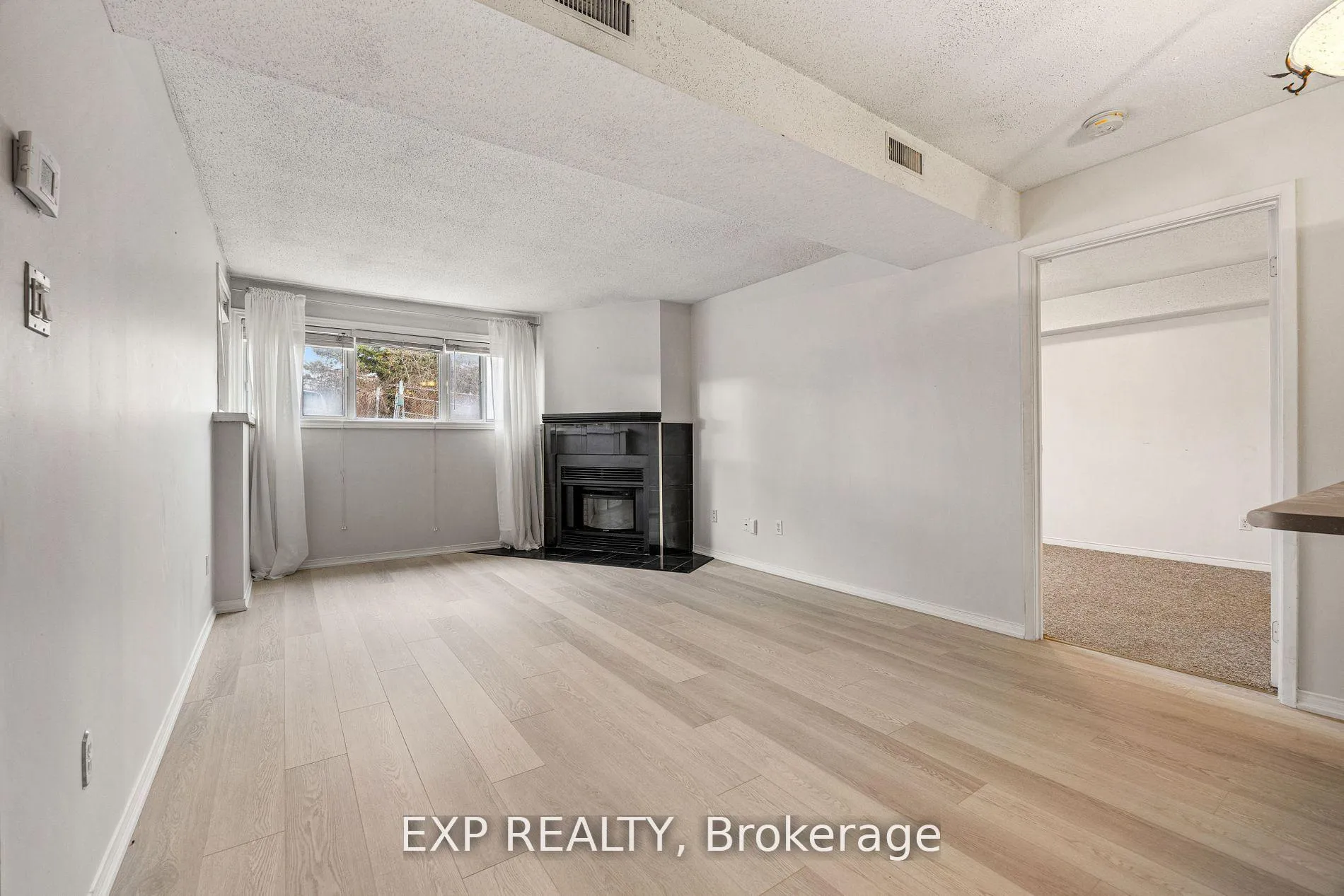 Photo 6 of Unit B07, 120 Bell Farm Road, Barrie, Alliance — HOMEH