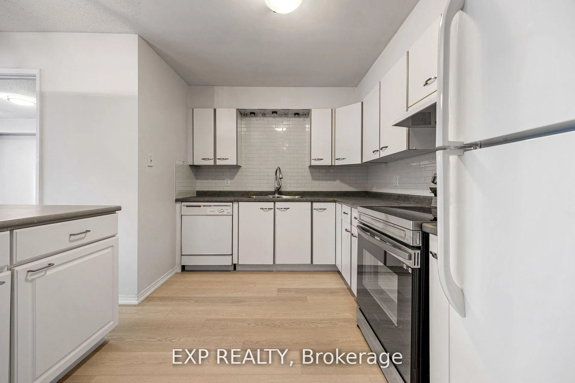 Photo 10 of Unit B07, 120 Bell Farm Road, Barrie, Alliance — HOMEH