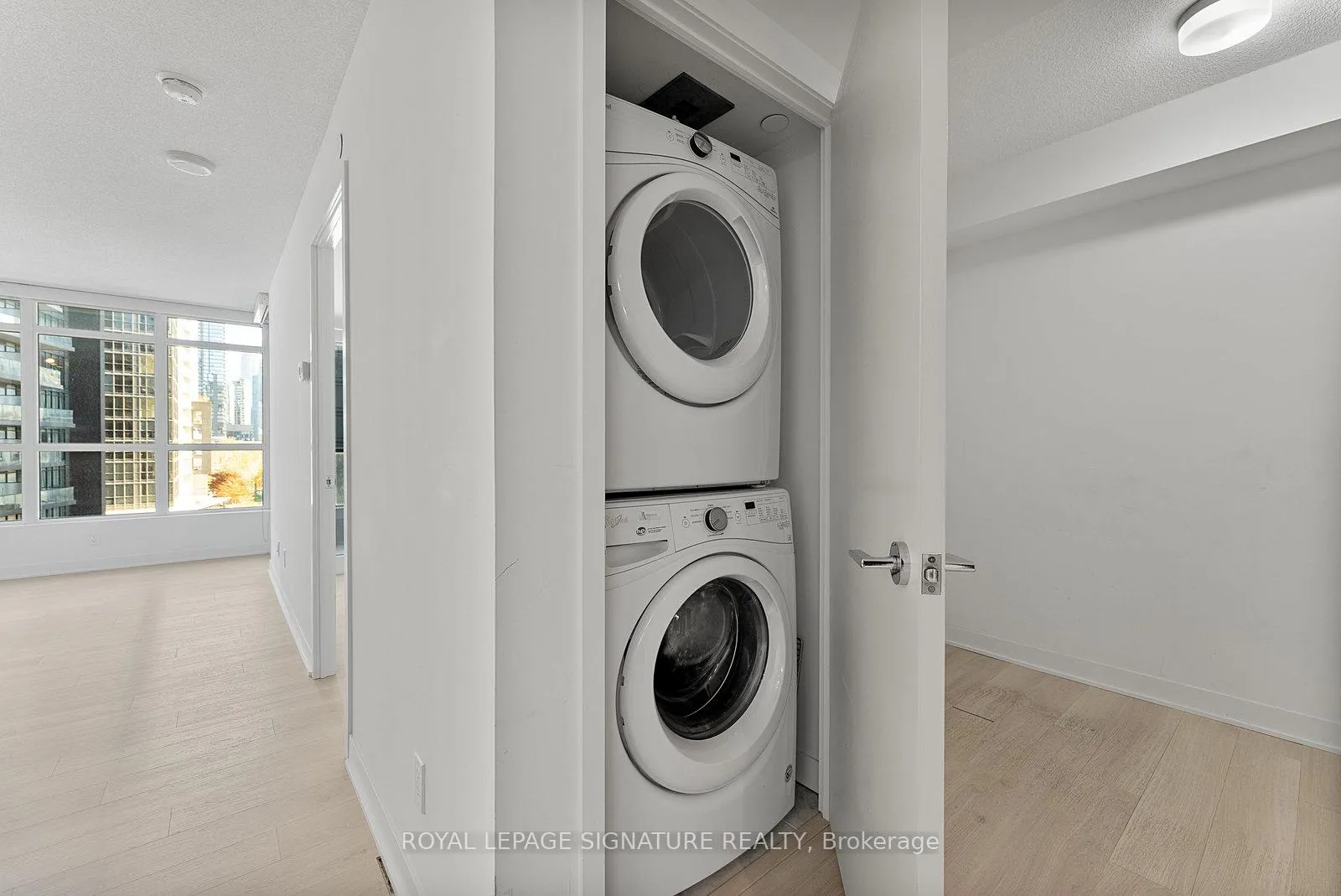 Photo 18 of Unit 508, 80 Queens Wharf Road, Toronto, Waterfront Communities — HOMEH
