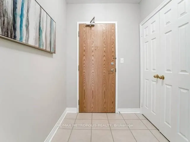 Photo 5 of Unit 310, 7340 Markham Road, Markham, Middlefield — HOMEH