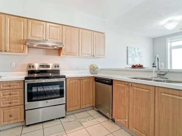 Photo 11 of Unit 310, 7340 Markham Road, Markham, Middlefield — HOMEH
