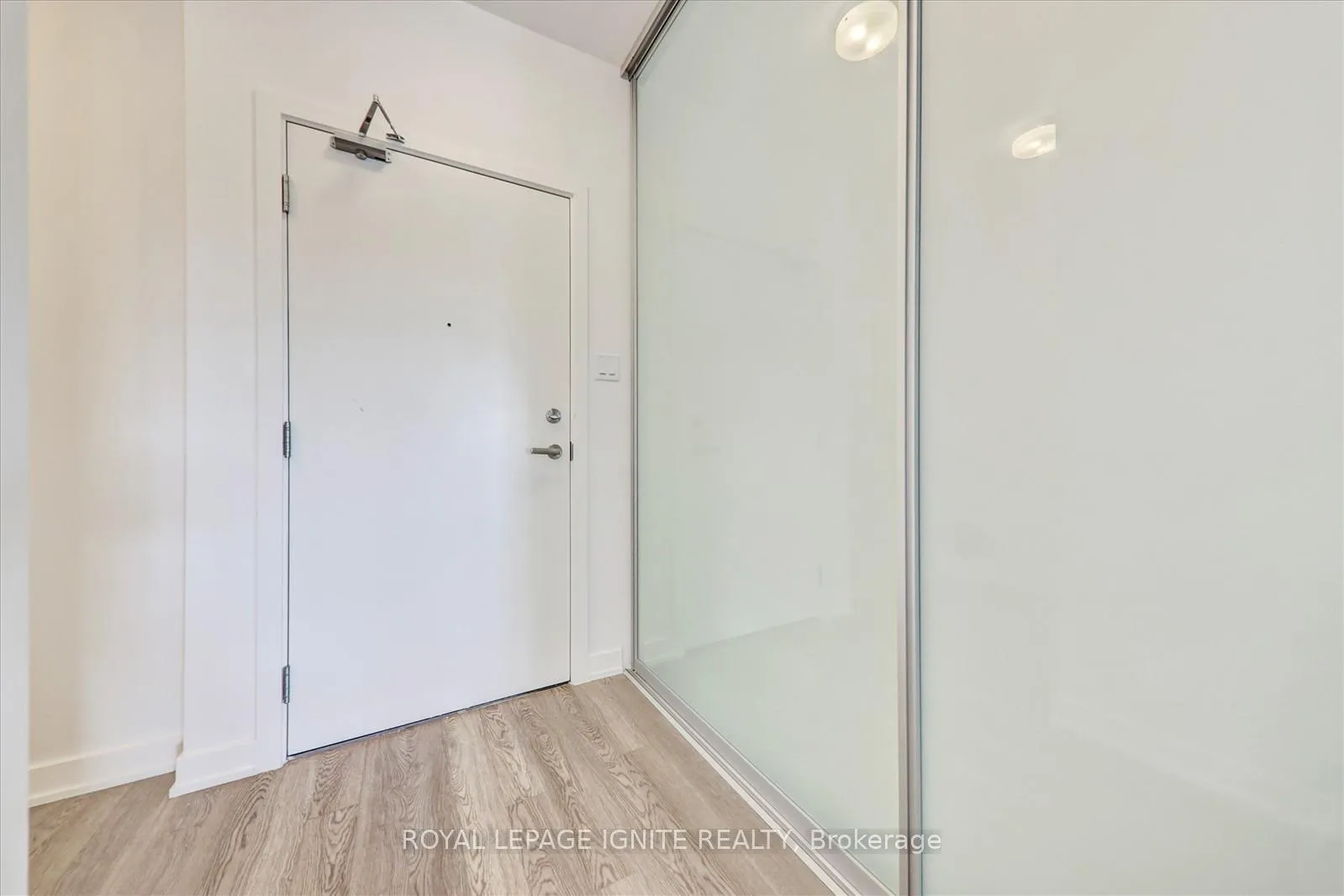 Photo 7 of Unit 410, 55 Clarington Boulevard, Clarington, Bowmanville — HOMEH