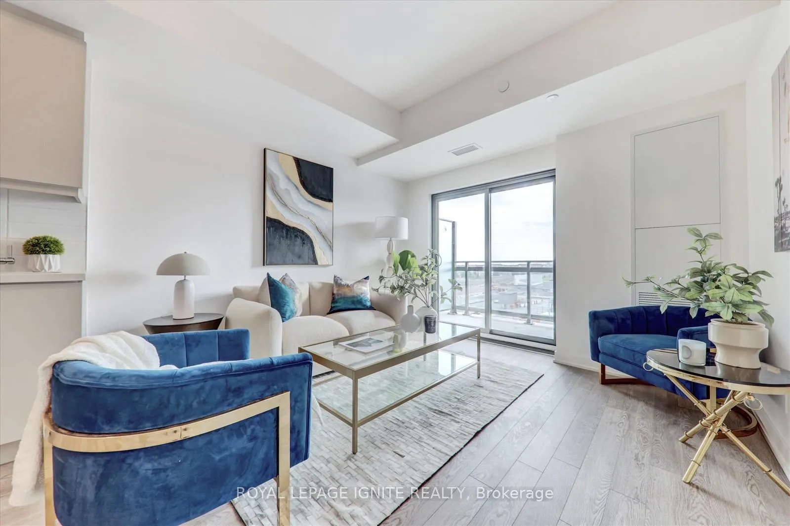Photo 14 of Unit 410, 55 Clarington Boulevard, Clarington, Bowmanville — HOMEH