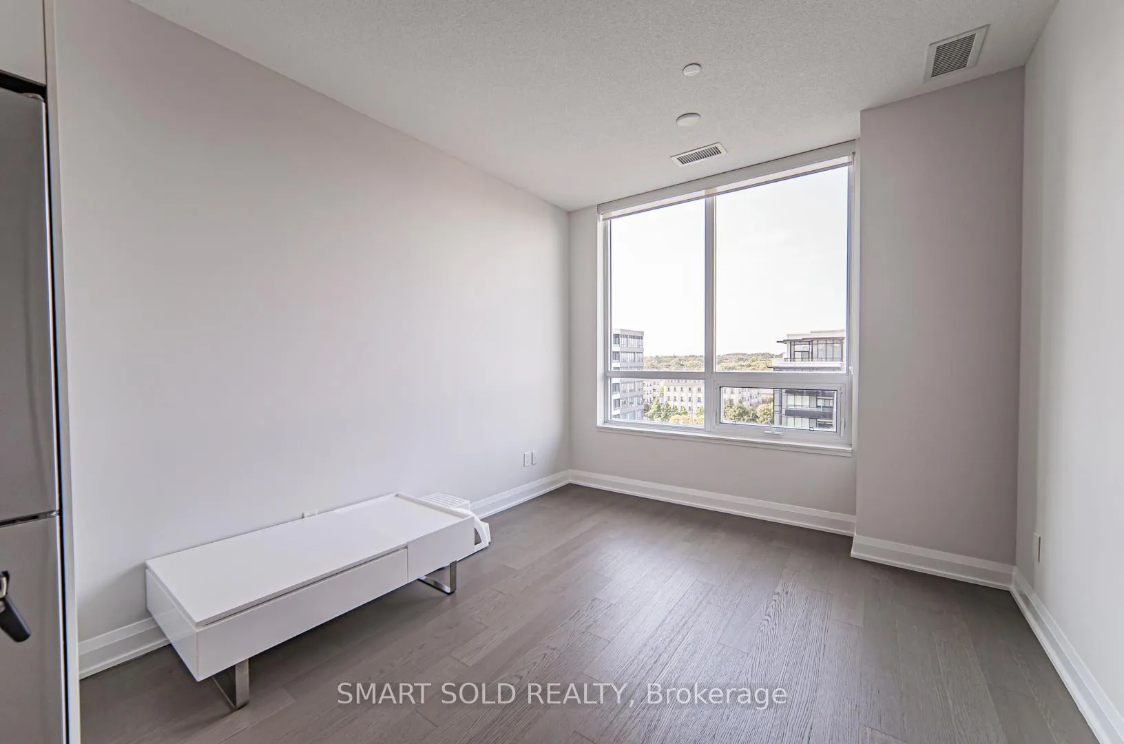Photo 16 of Unit 916, 15 Water Walk Dr, Markham, Unionville — HOMEH