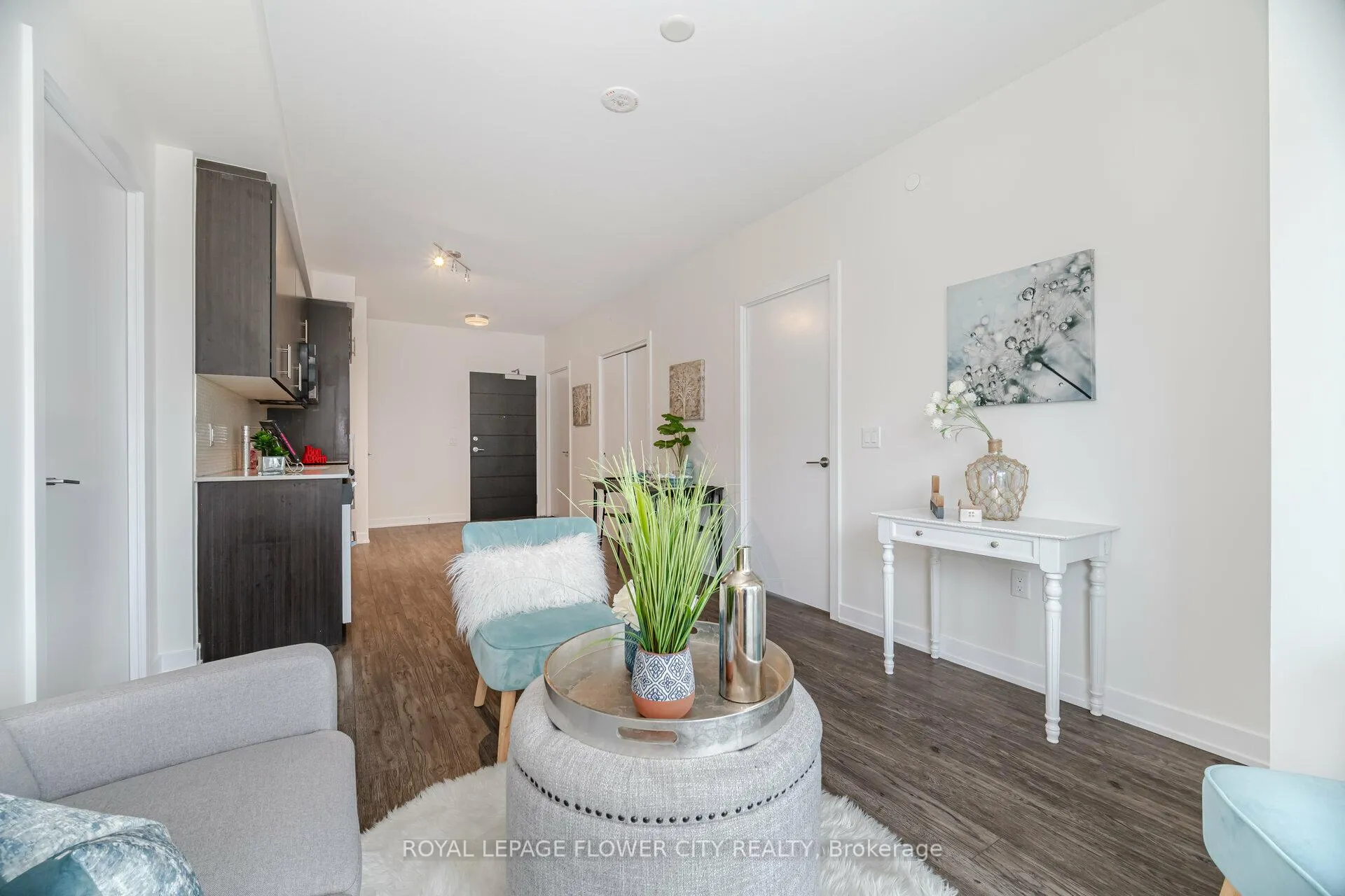 Photo 14 of Unit 604, 212 King William Street, Hamilton, Beasley — HOMEH