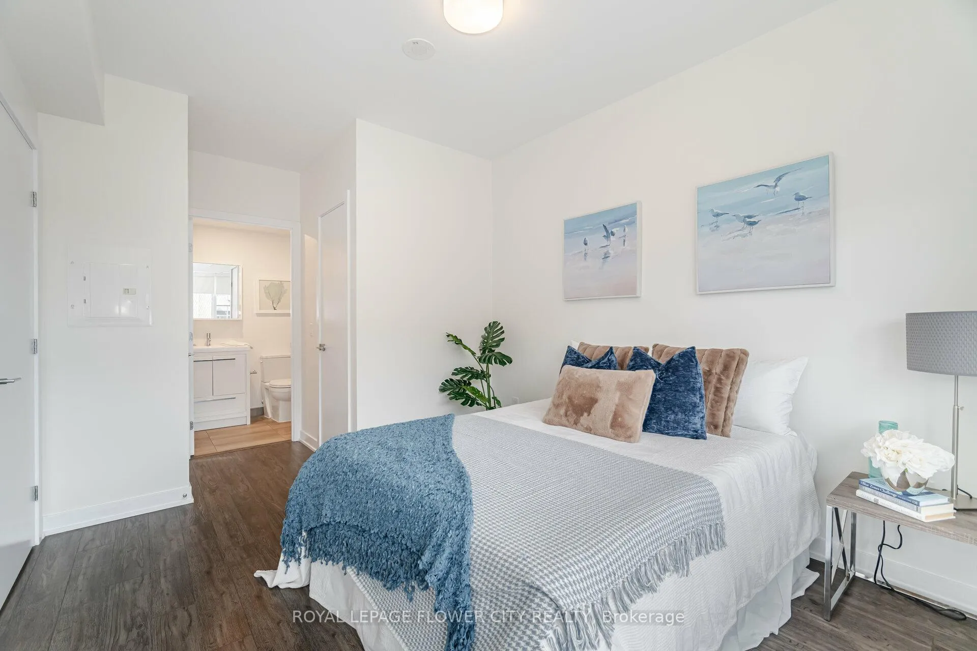 Photo 17 of Unit 604, 212 King William Street, Hamilton, Beasley — HOMEH