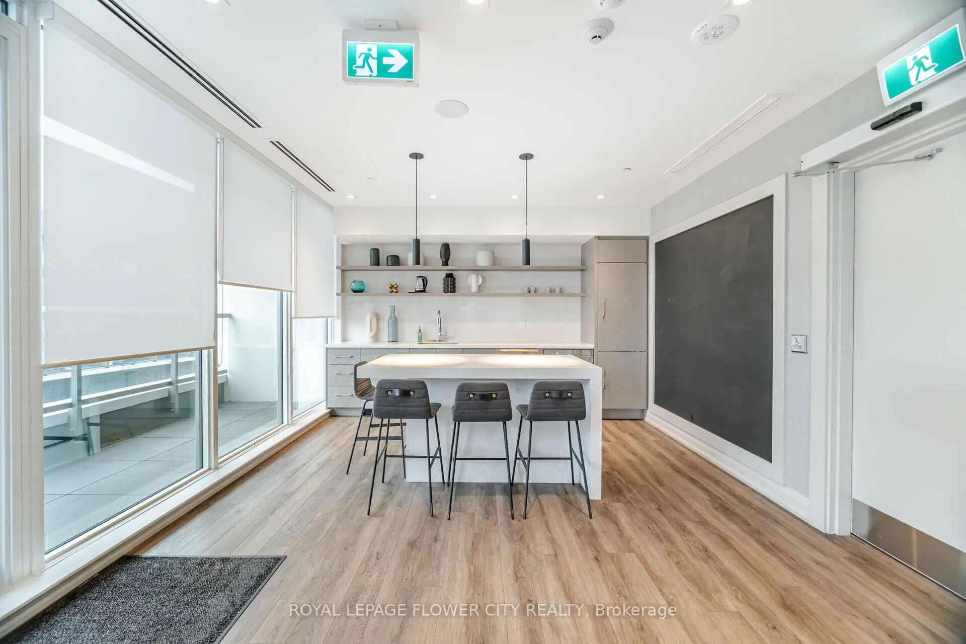 Photo 35 of Unit 604, 212 King William Street, Hamilton, Beasley — HOMEH