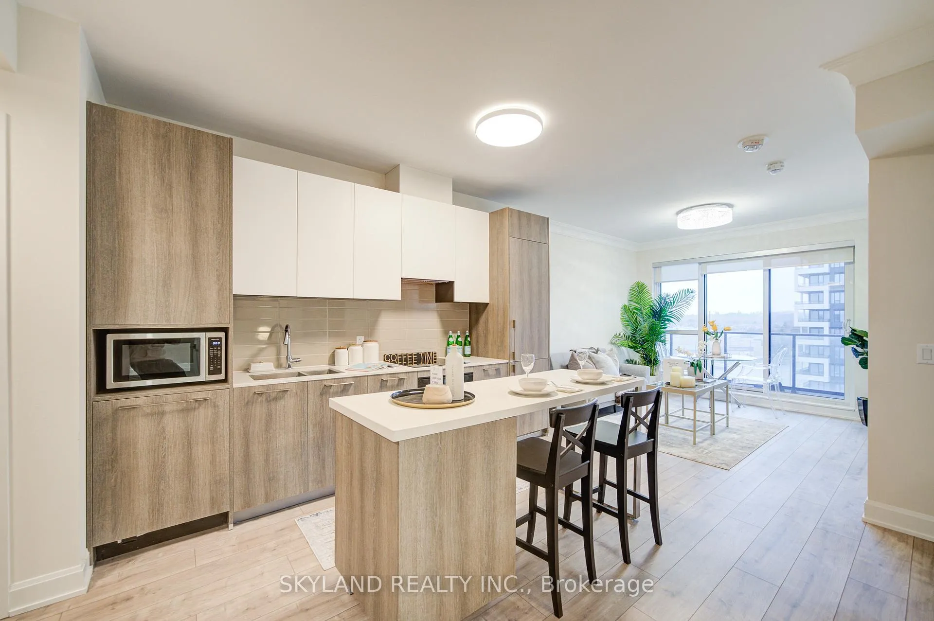 Photo 9 of Unit 708, 8 Water Walk Drive, Markham, Unionville — HOMEH