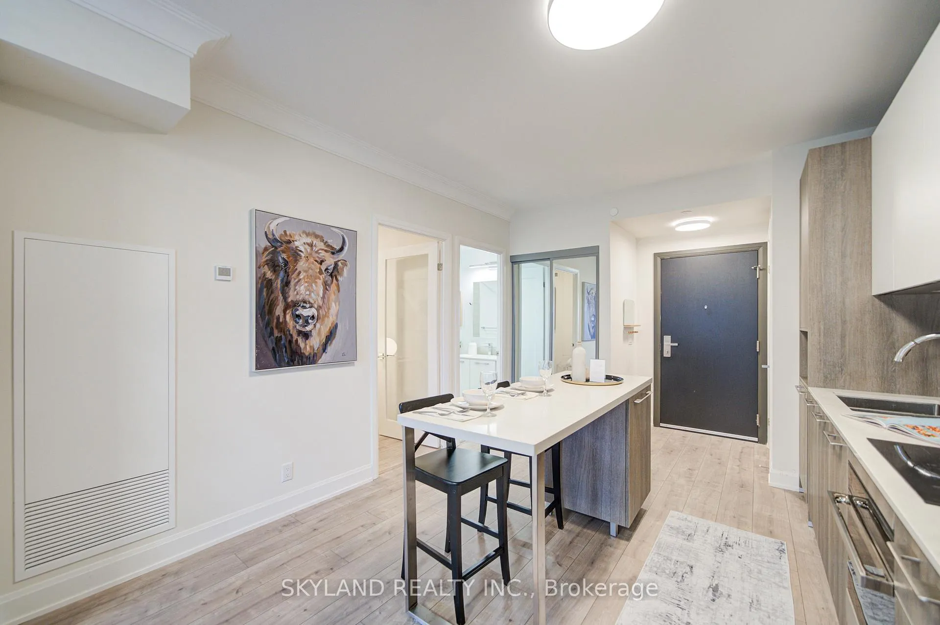 Photo 14 of Unit 708, 8 Water Walk Drive, Markham, Unionville — HOMEH