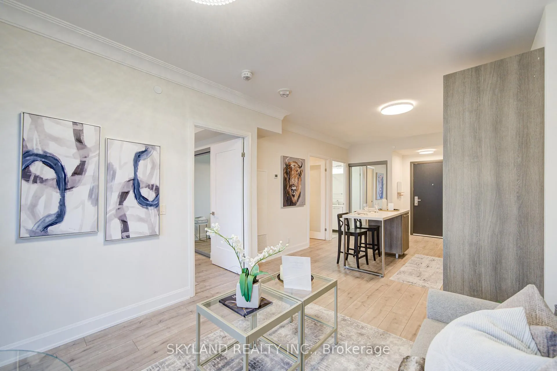 Photo 19 of Unit 708, 8 Water Walk Drive, Markham, Unionville — HOMEH