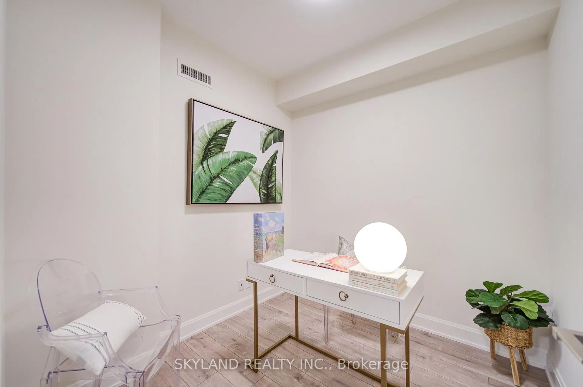 Photo 25 of Unit 708, 8 Water Walk Drive, Markham, Unionville — HOMEH