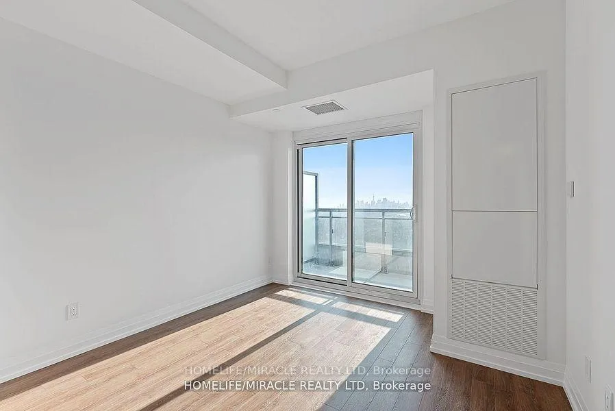Photo 14 of Unit 2410, 286 Main Street, Toronto, East End-Danforth — HOMEH