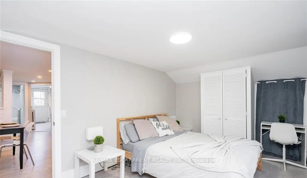 Photo 6 of Unit 3, 38 Inchbury Street, Hamilton, Strathcona — HOMEH
