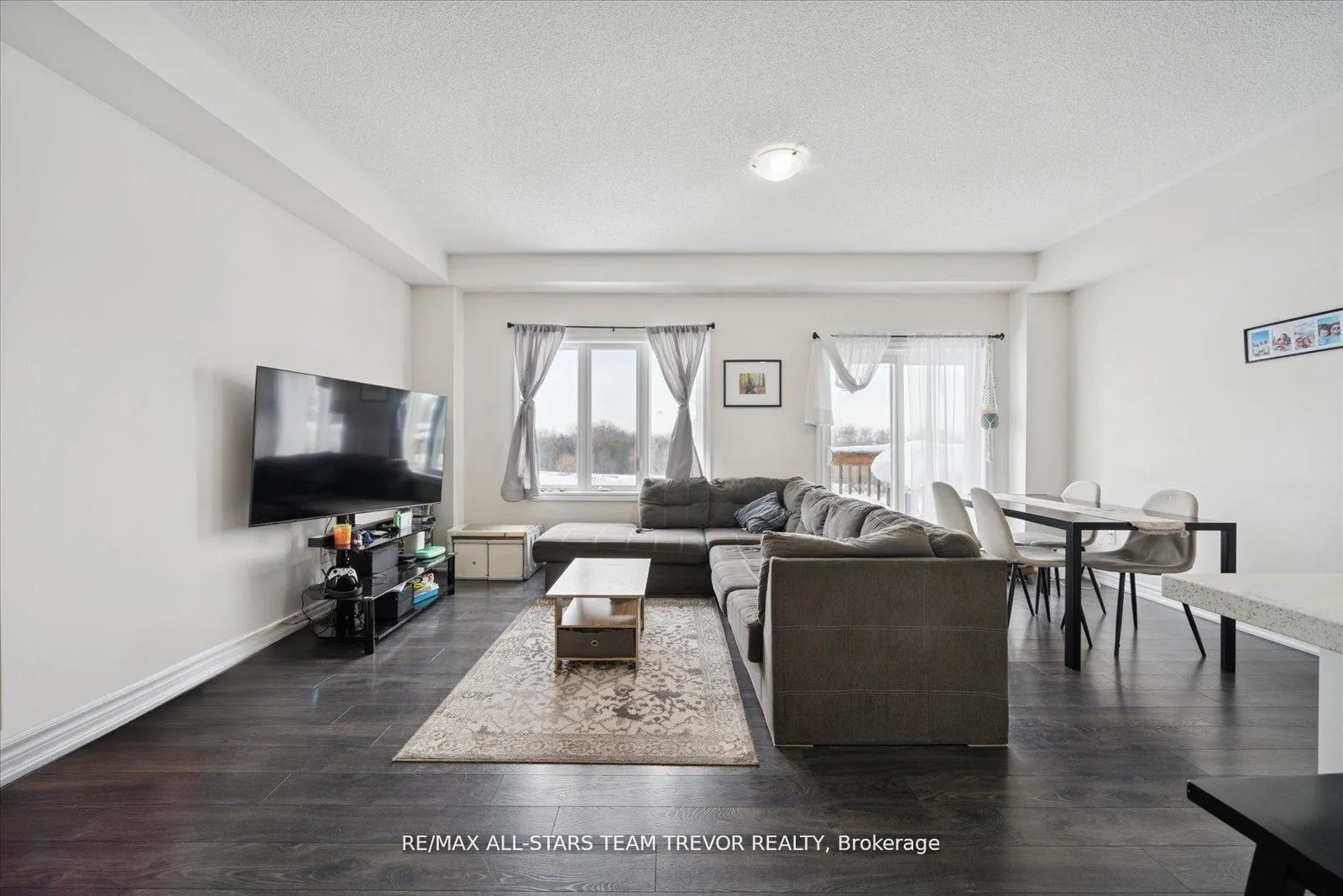 Photo 2 of 1265 Harrington Street, Innisfil, Lefroy — HOMEH