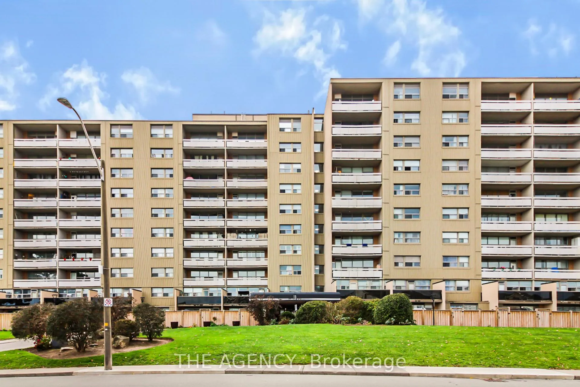 Photo 1 of Unit 507, 15 Albright Road, Hamilton, Vincent — HOMEH