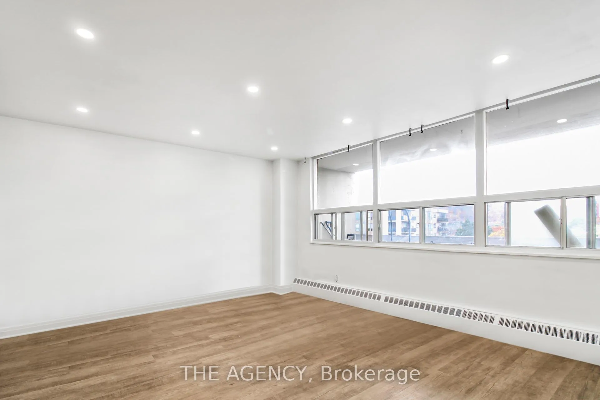 Photo 7 of Unit 507, 15 Albright Road, Hamilton, Vincent — HOMEH