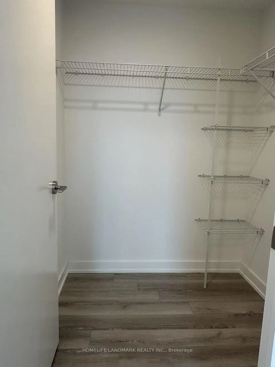Photo 5 of Unit 3513, 230 Simcoe Street, Toronto, Kensington-Chinatown — HOMEH