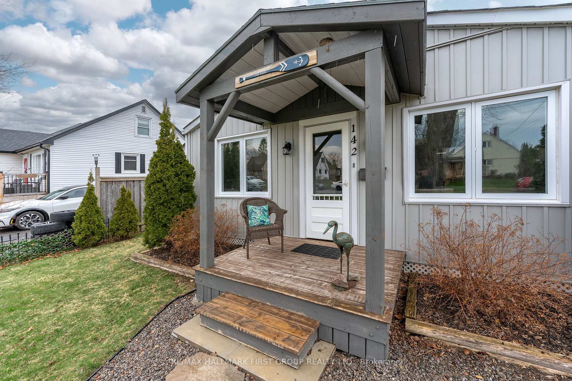 Photo 3 of 142 Burnham Street, Cobourg — HOMEH