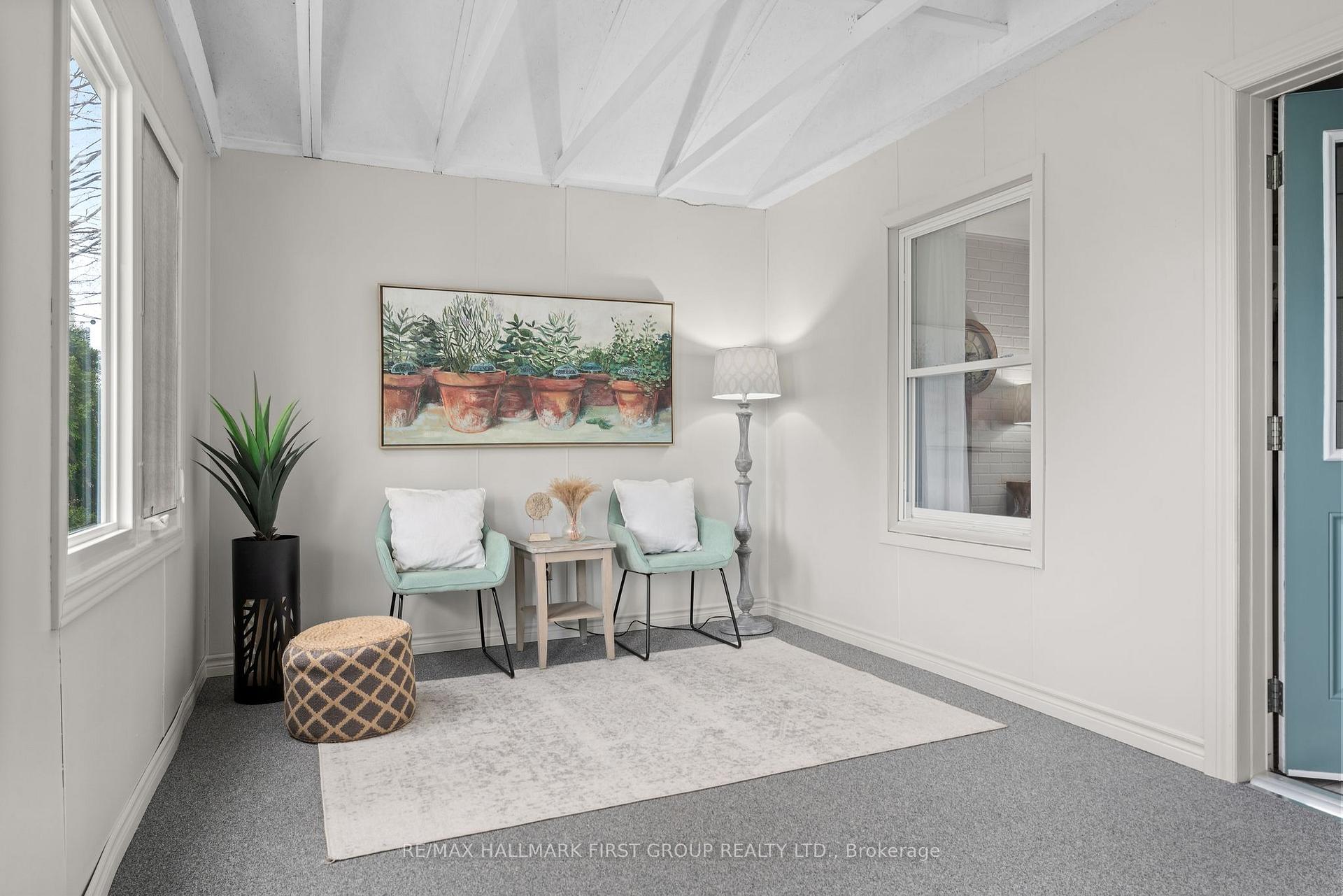 Photo 5 of 142 Burnham Street, Cobourg — HOMEH