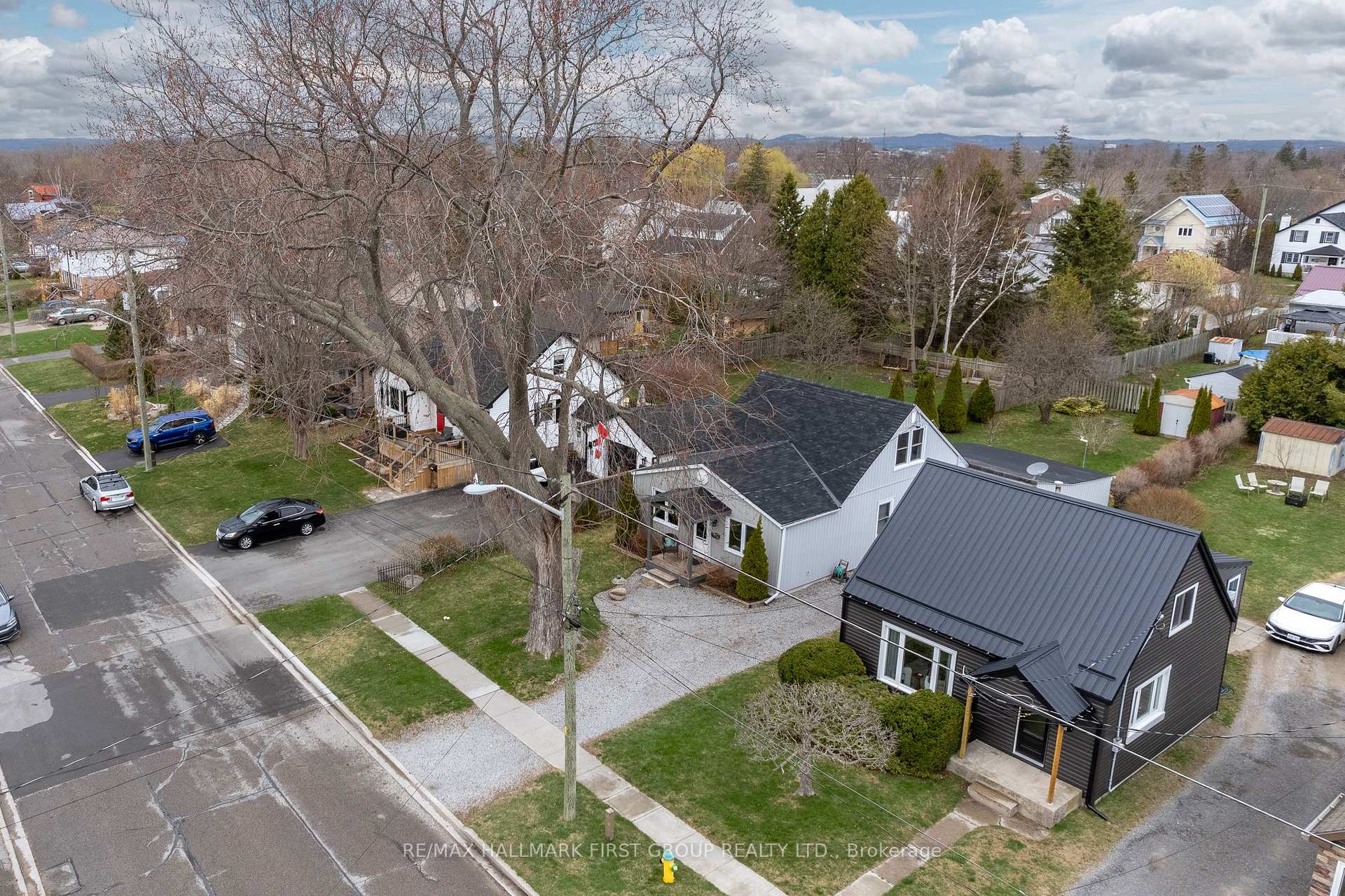 Photo 43 of 142 Burnham Street, Cobourg — HOMEH