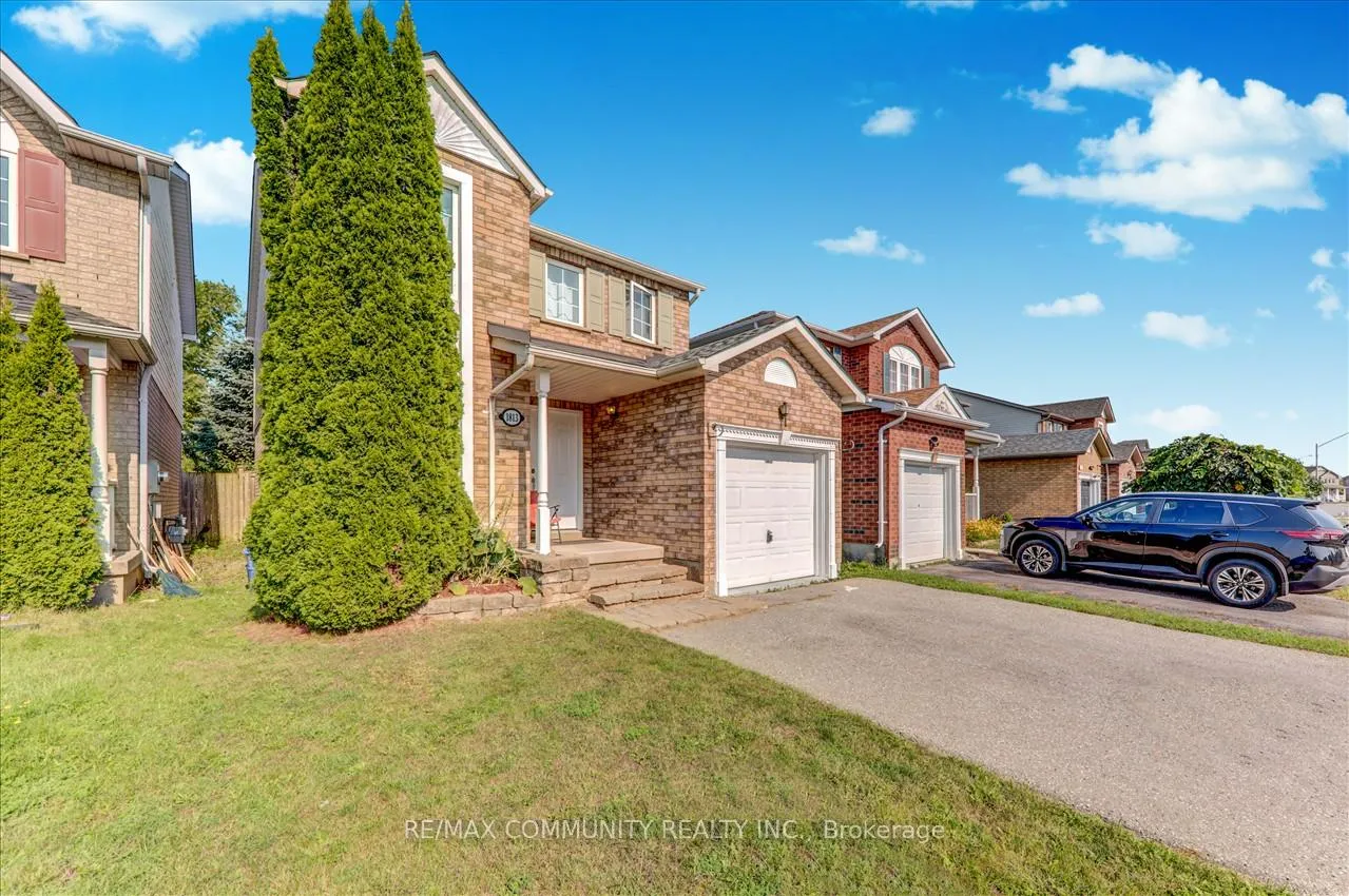 Photo 4 of 1813 Dalhousie Crescent, Oshawa, Samac — HOMEH