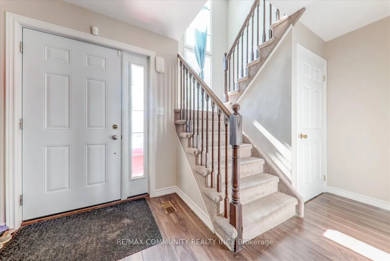 Photo 8 of 1813 Dalhousie Crescent, Oshawa, Samac — HOMEH