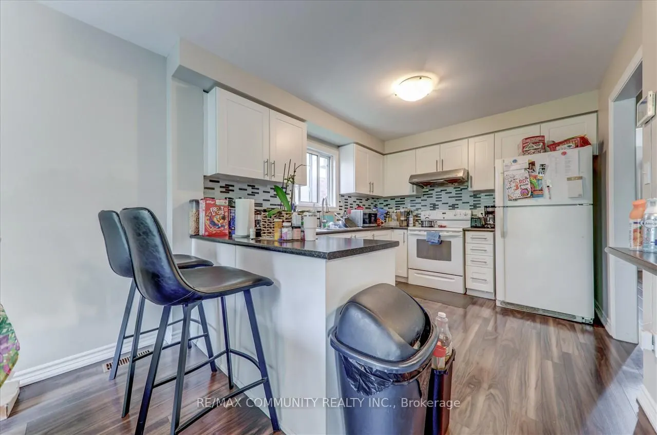 Photo 14 of 1813 Dalhousie Crescent, Oshawa, Samac — HOMEH