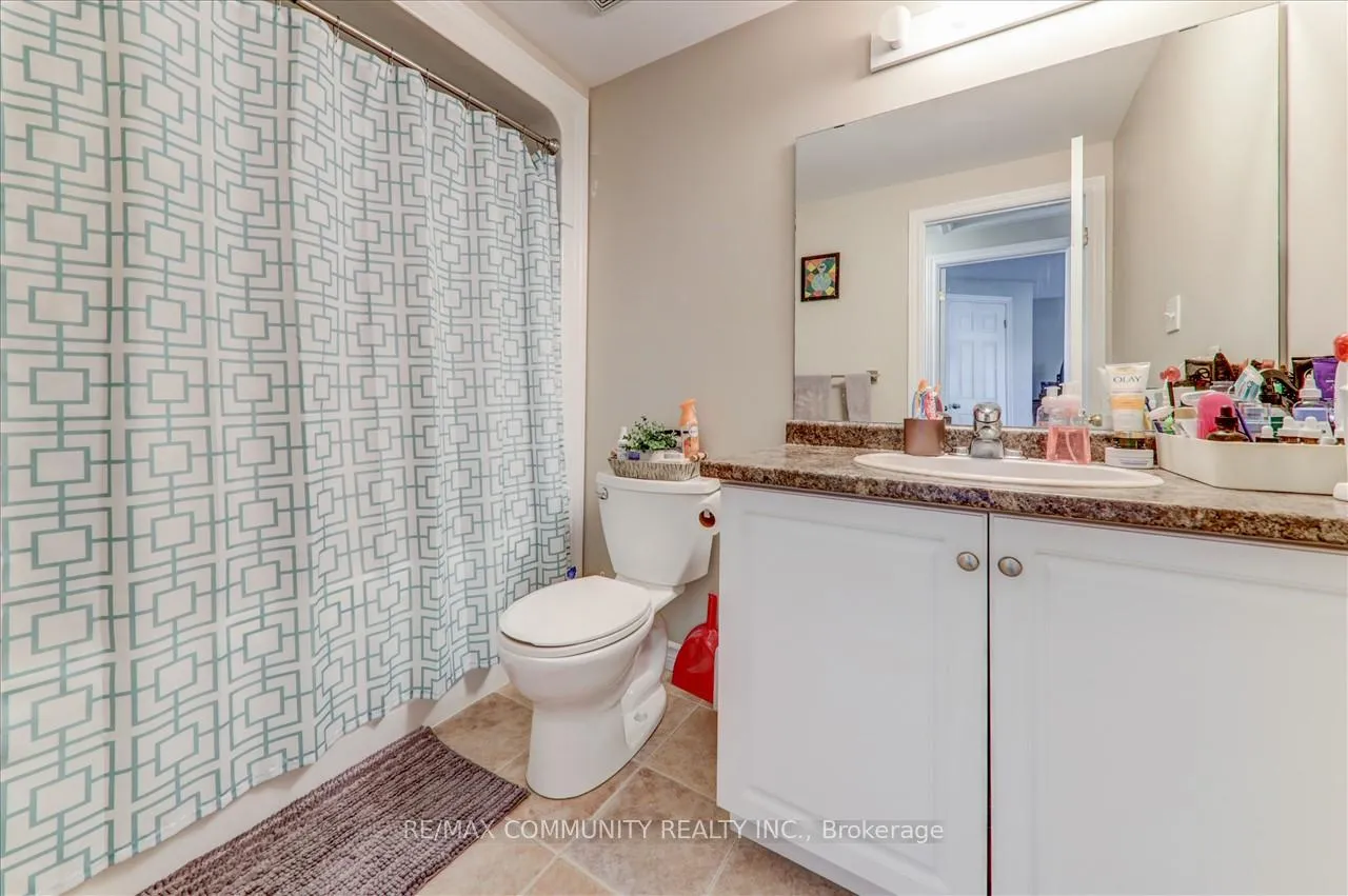 Photo 19 of 1813 Dalhousie Crescent, Oshawa, Samac — HOMEH