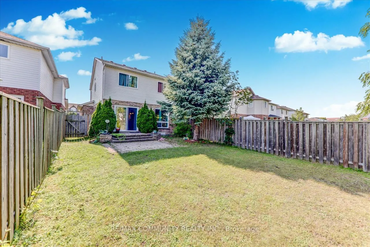 Photo 32 of 1813 Dalhousie Crescent, Oshawa, Samac — HOMEH