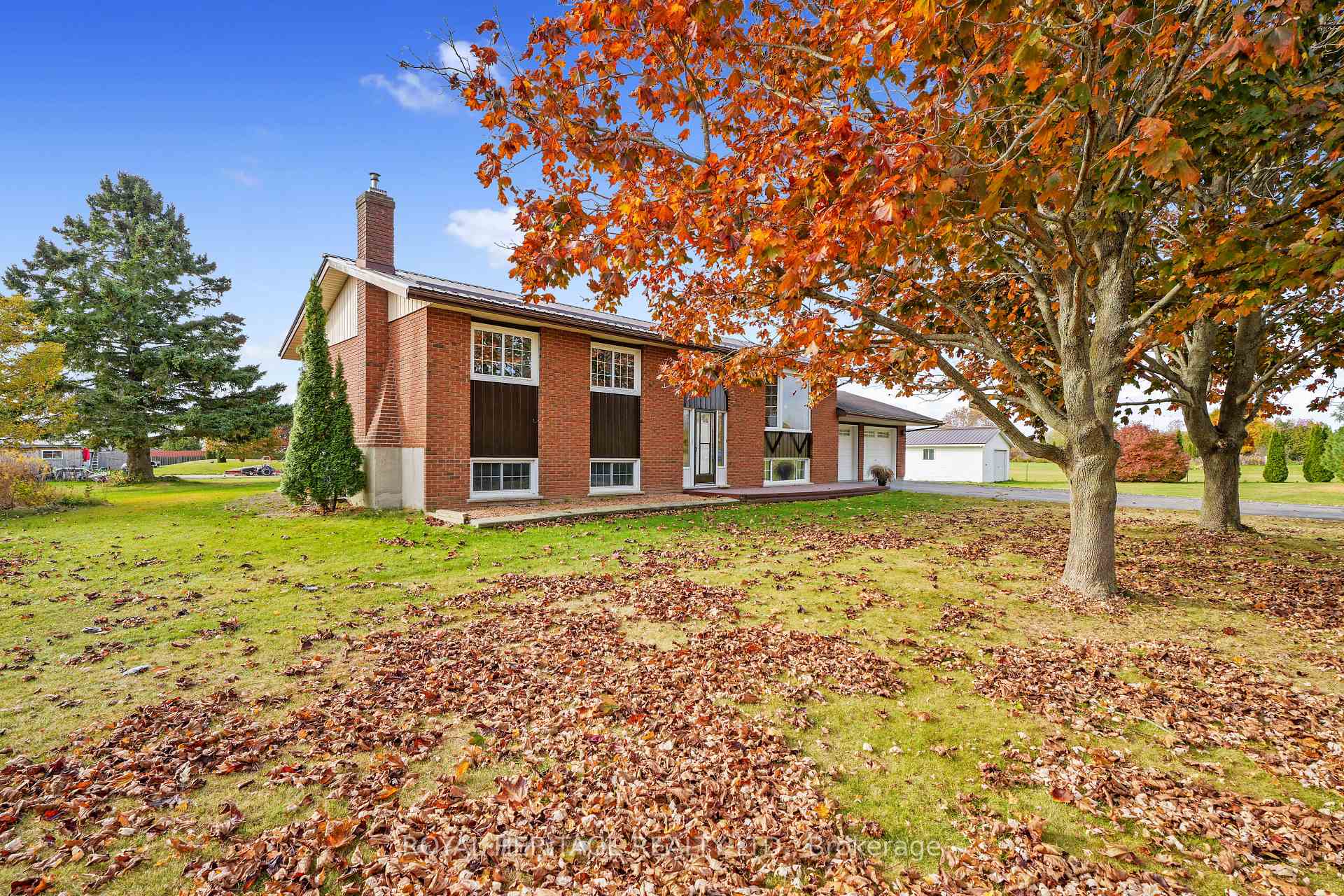 Front of 223 Lakeshore Road