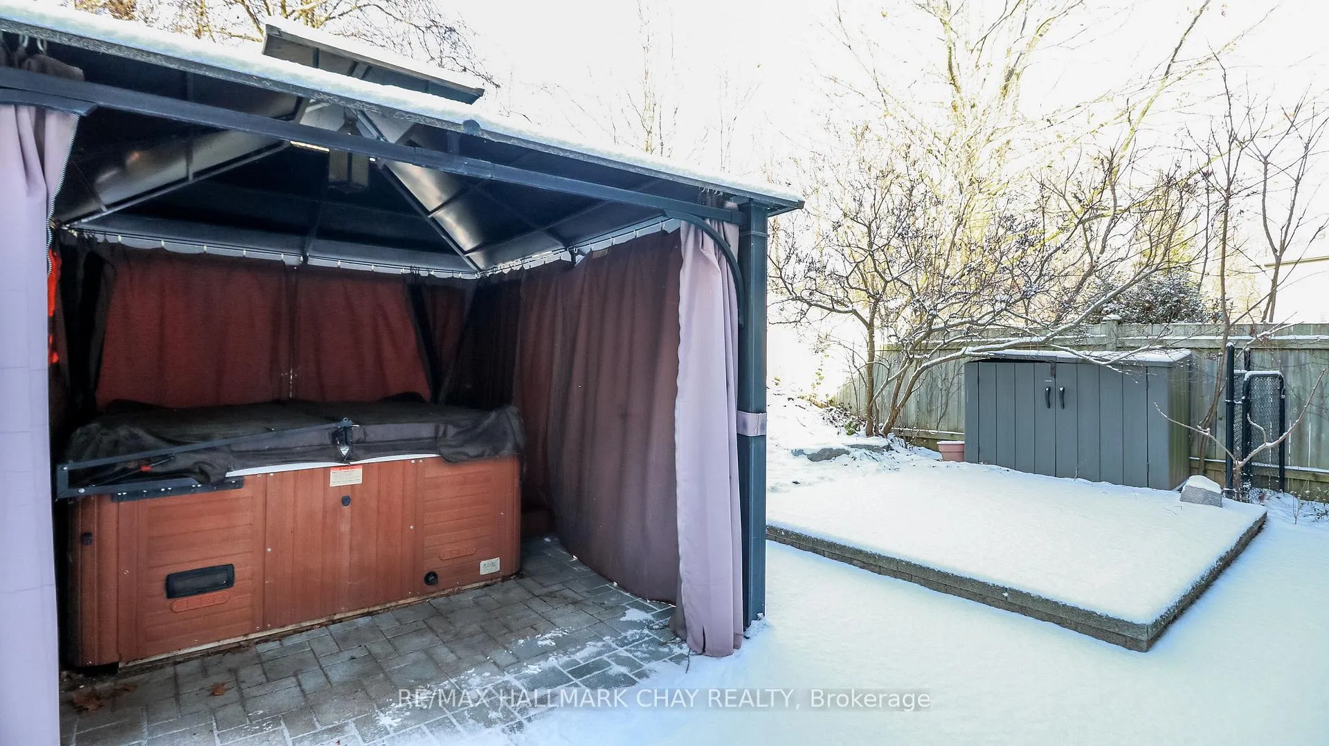 Photo 6 of 94 Churchland Drive, Barrie, Holly — HOMEH