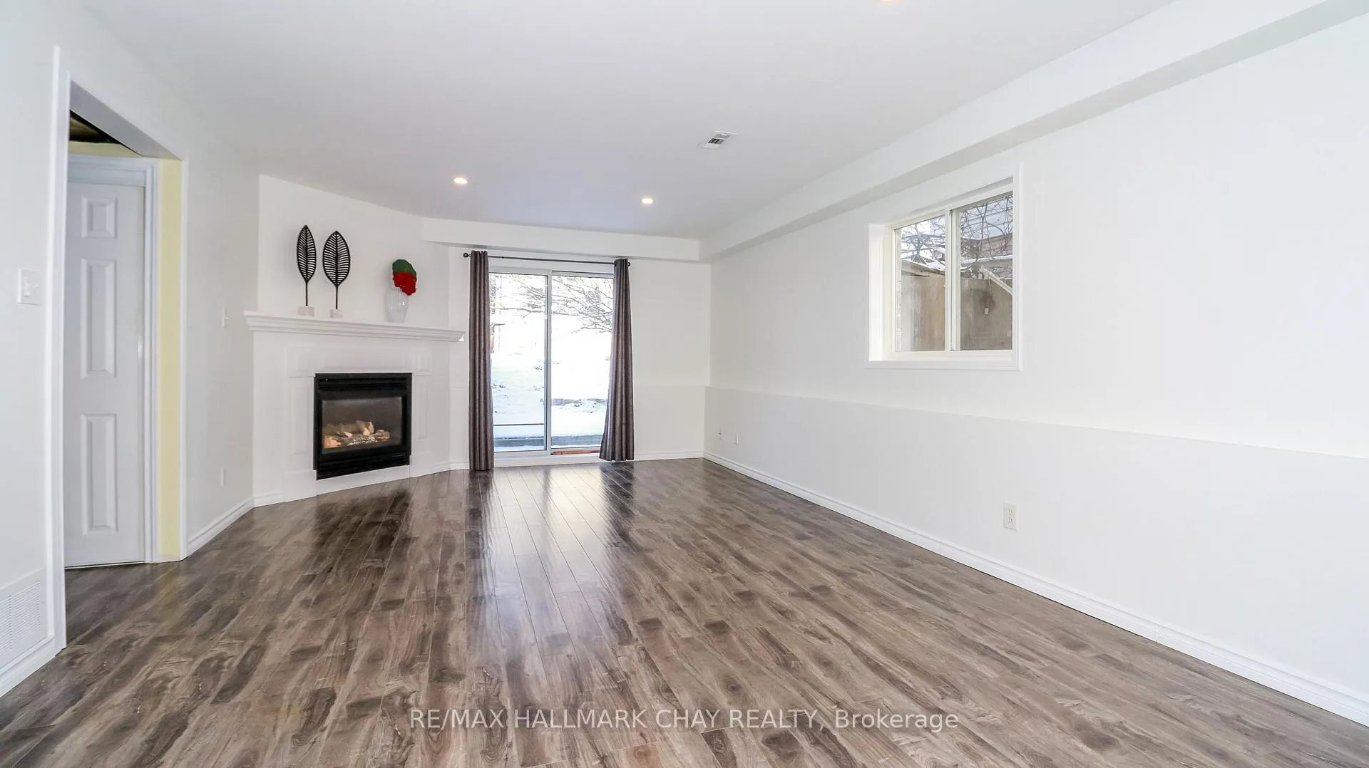 Photo 21 of 94 Churchland Drive, Barrie, Holly — HOMEH